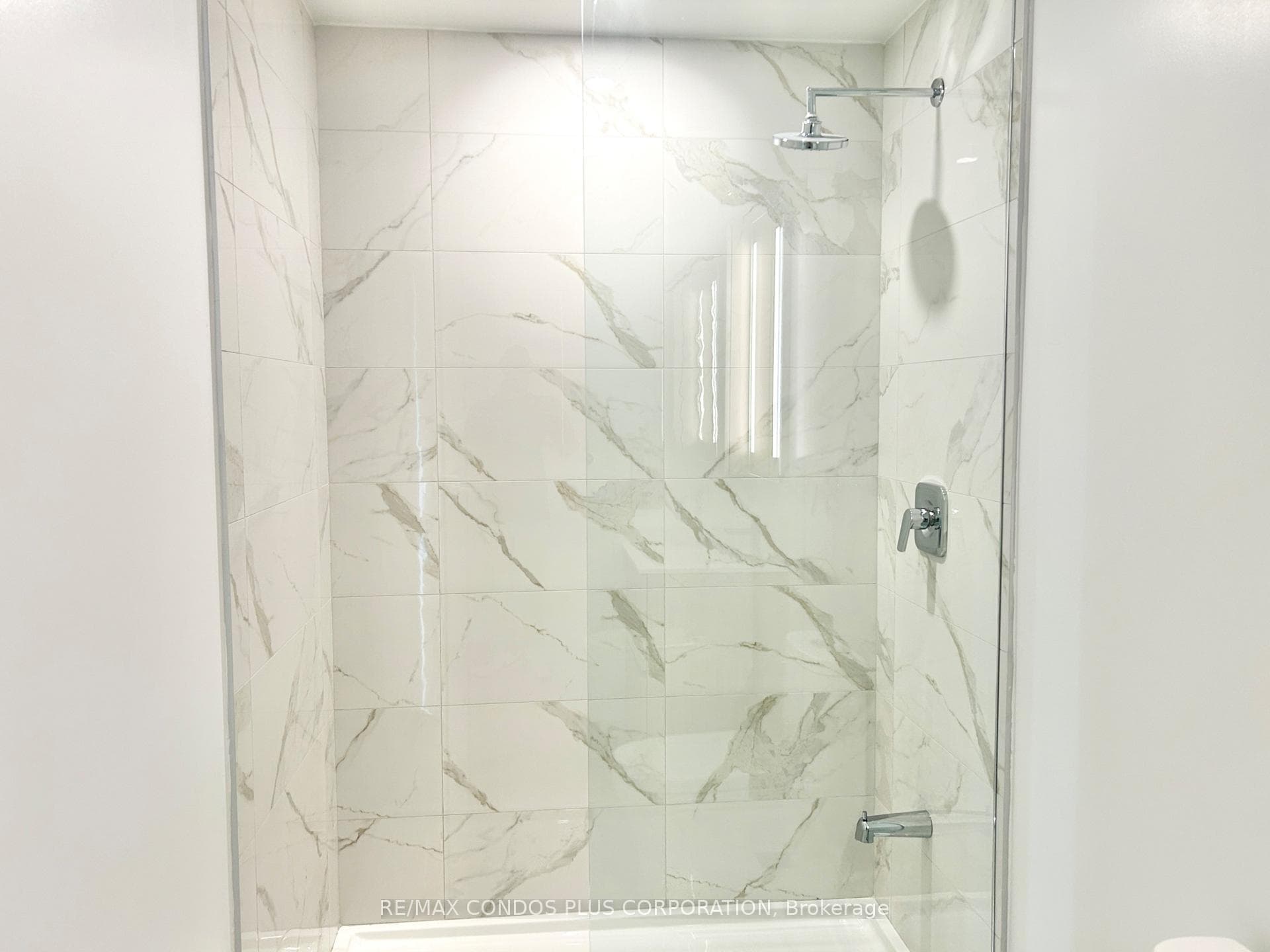 220 Missinnihe Way Unit 1310 photo 15