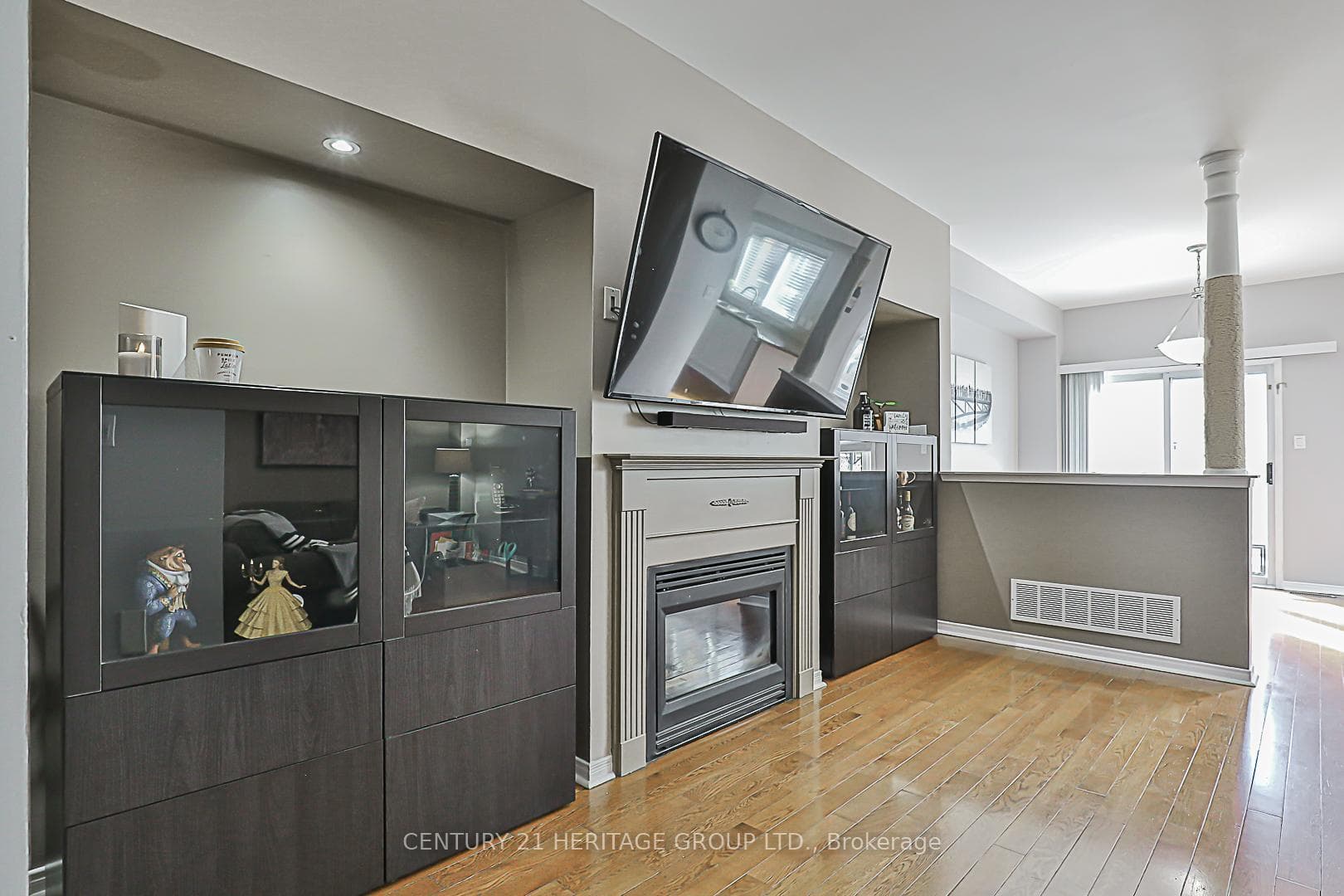 180 Blue Willow Drive photo 10