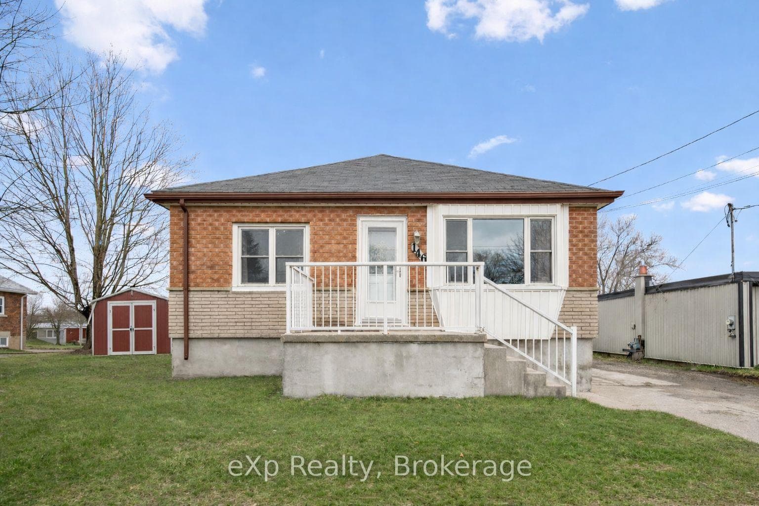 146 Victoria Road photo 1