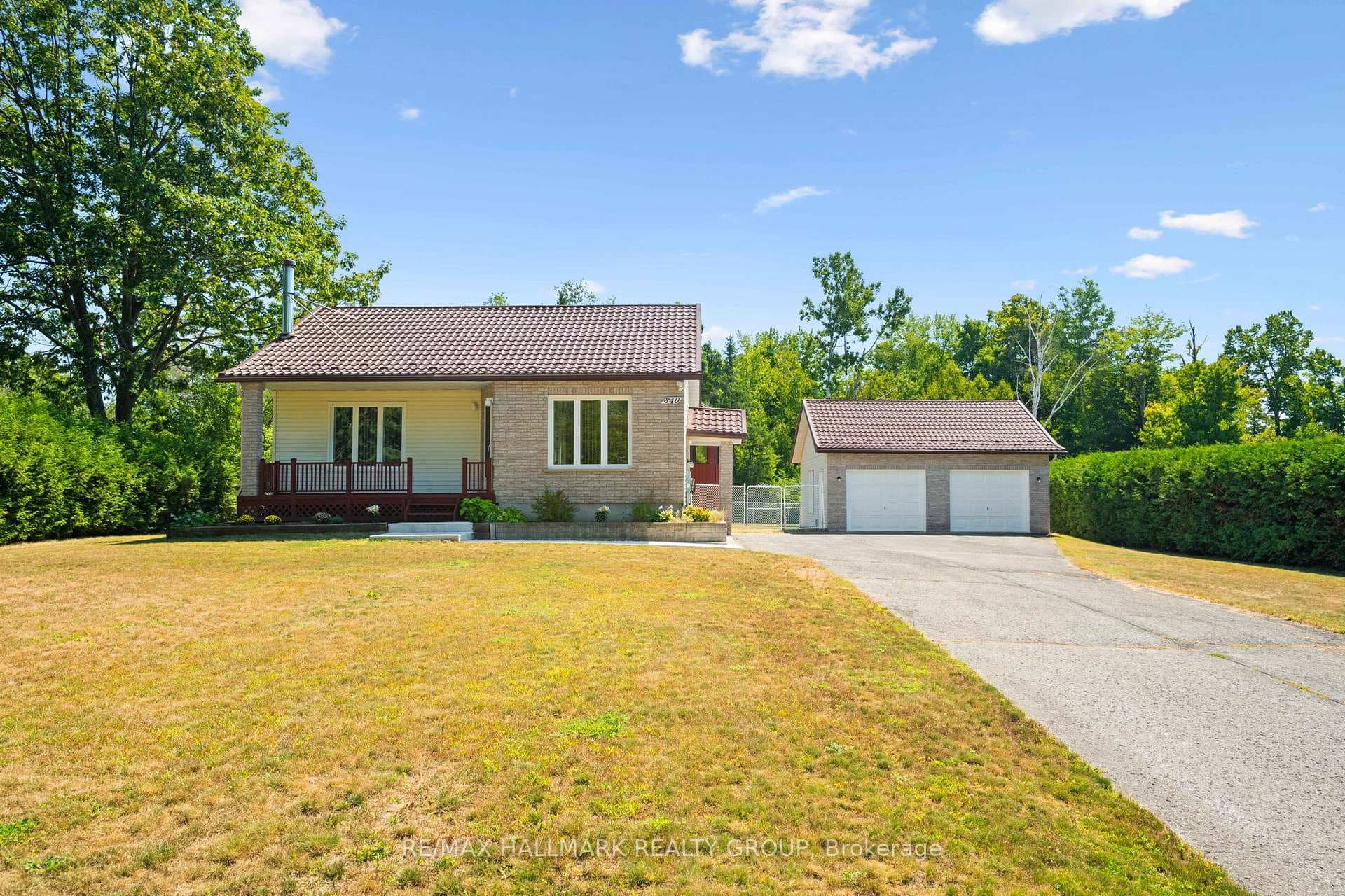 840 Du Golf Road photo 1