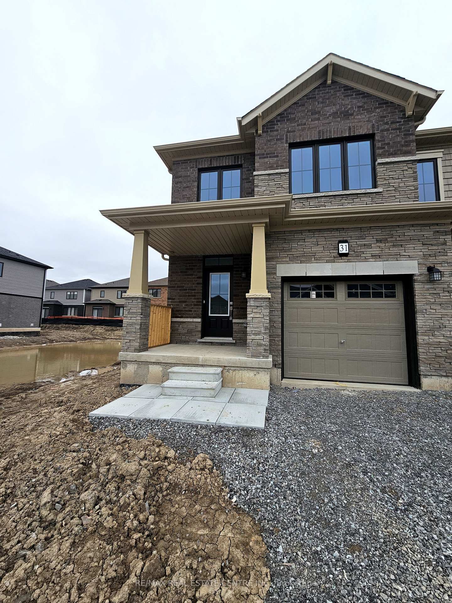 31 LEMON Avenue photo 2