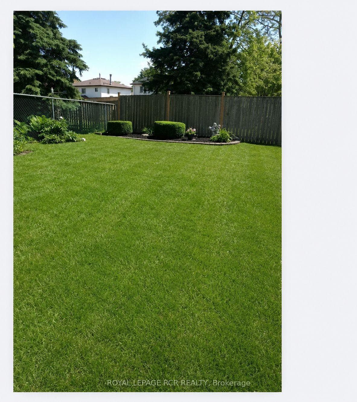 39 Passmore Avenue photo 37