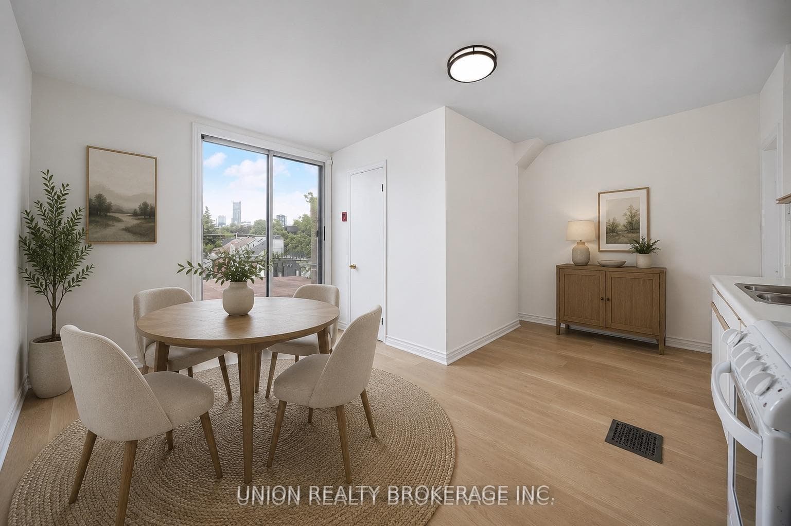 627 Bathurst Street photo 33