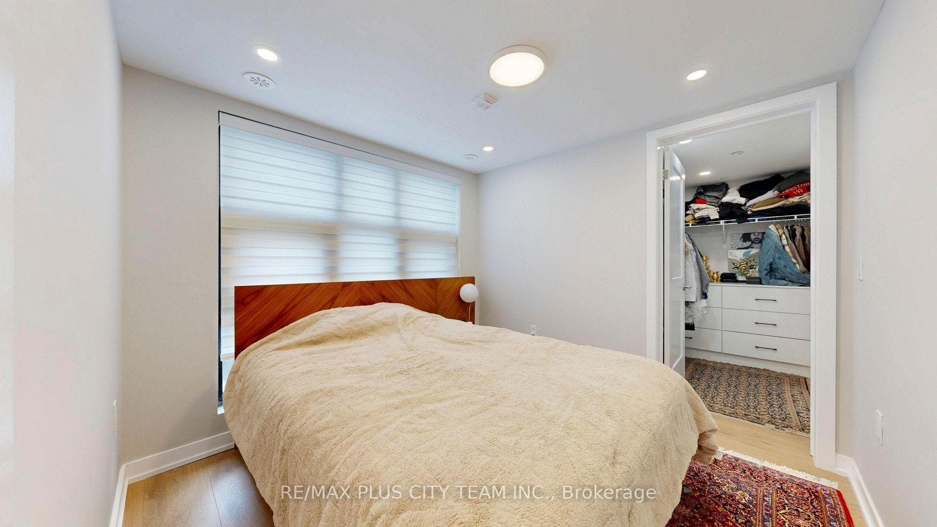 485 Logan Avenue Unit 209 photo 12