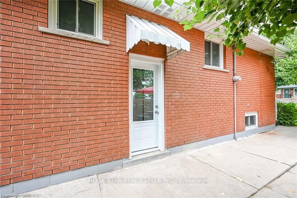 179 Ridge Street Unit Lower photo 3