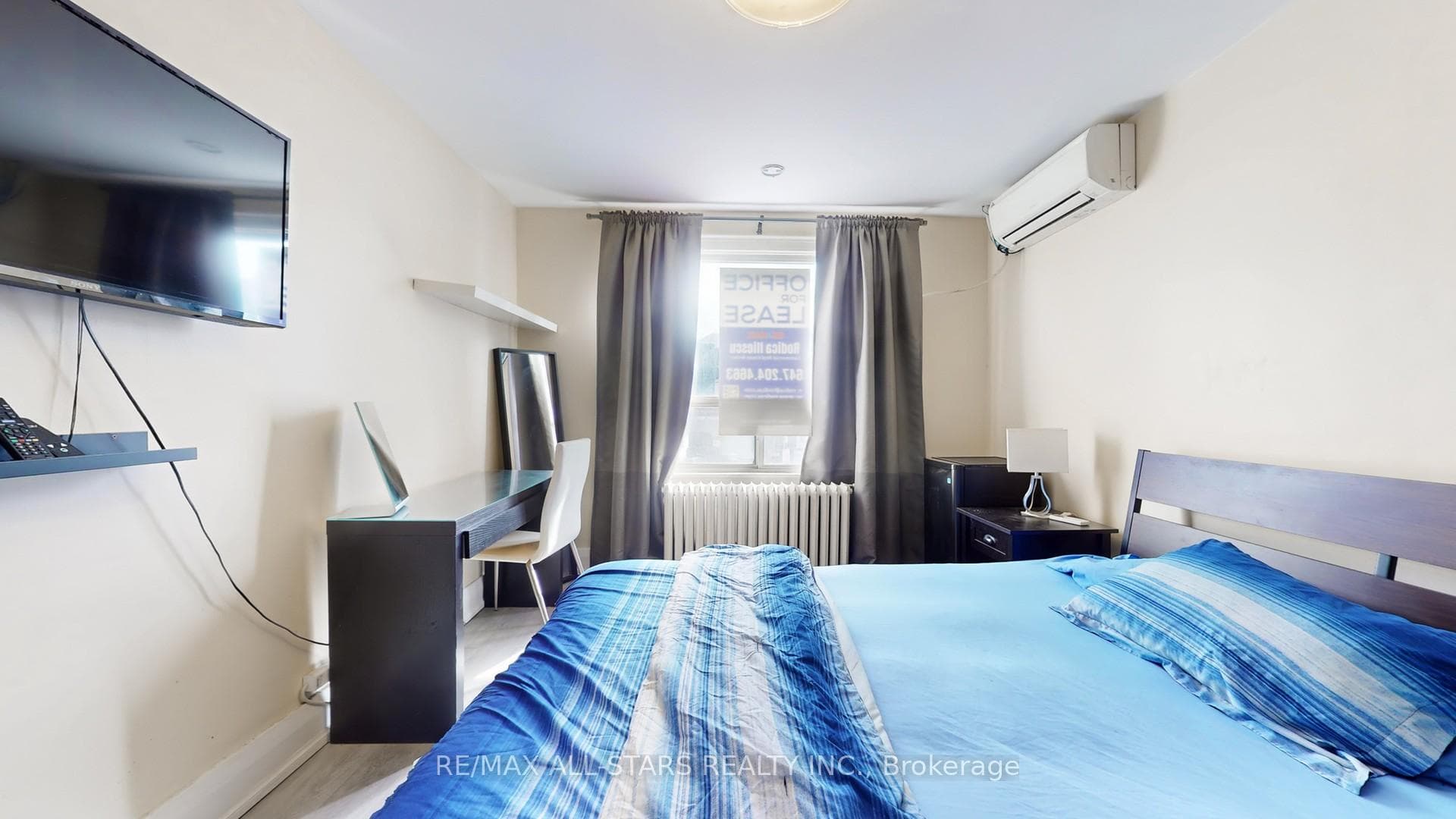 1074 Bloor Street Unit 200 photo 17