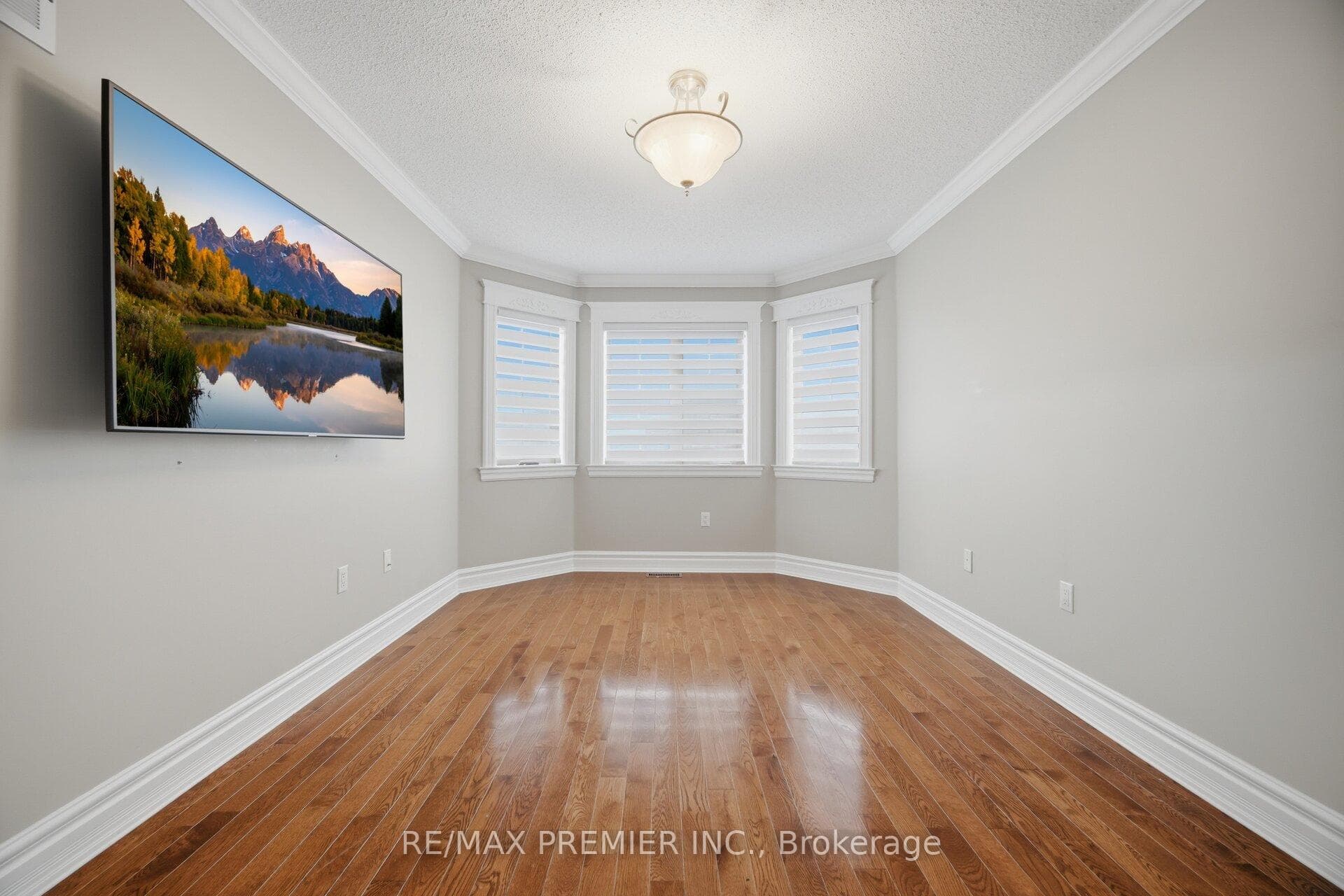 140 Ferdinand Avenue photo 19