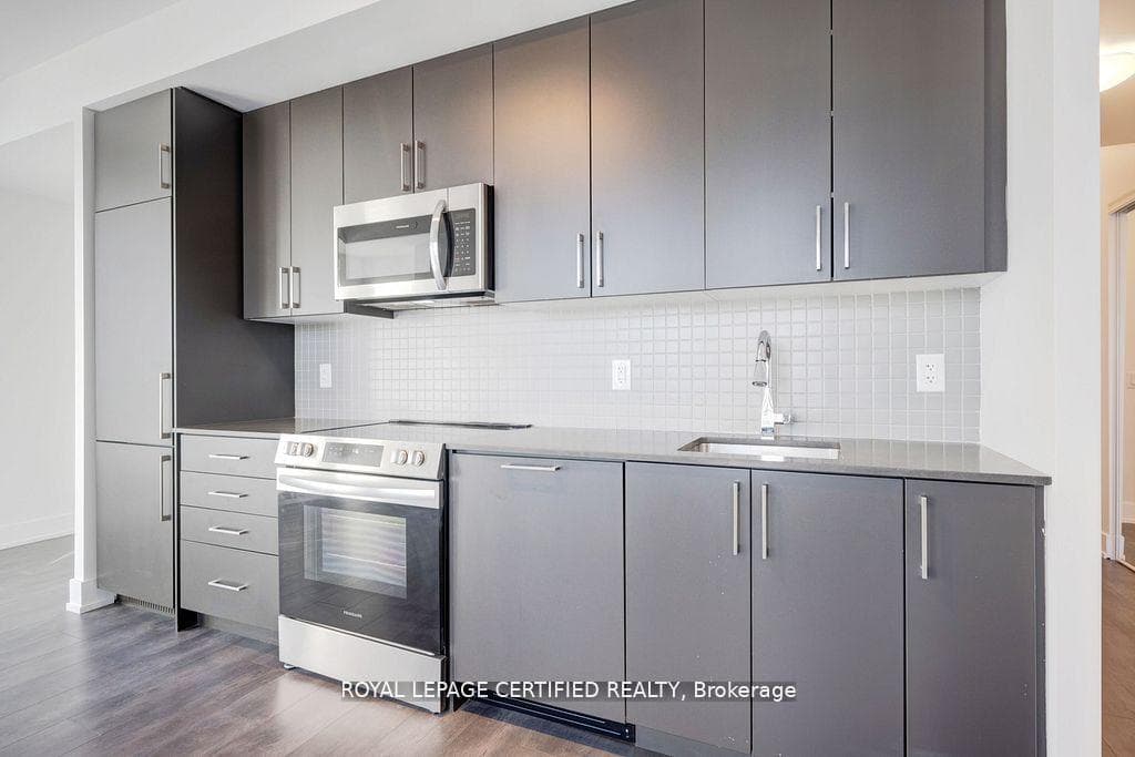 2450 Old Bronte Road Unit 432 photo 14