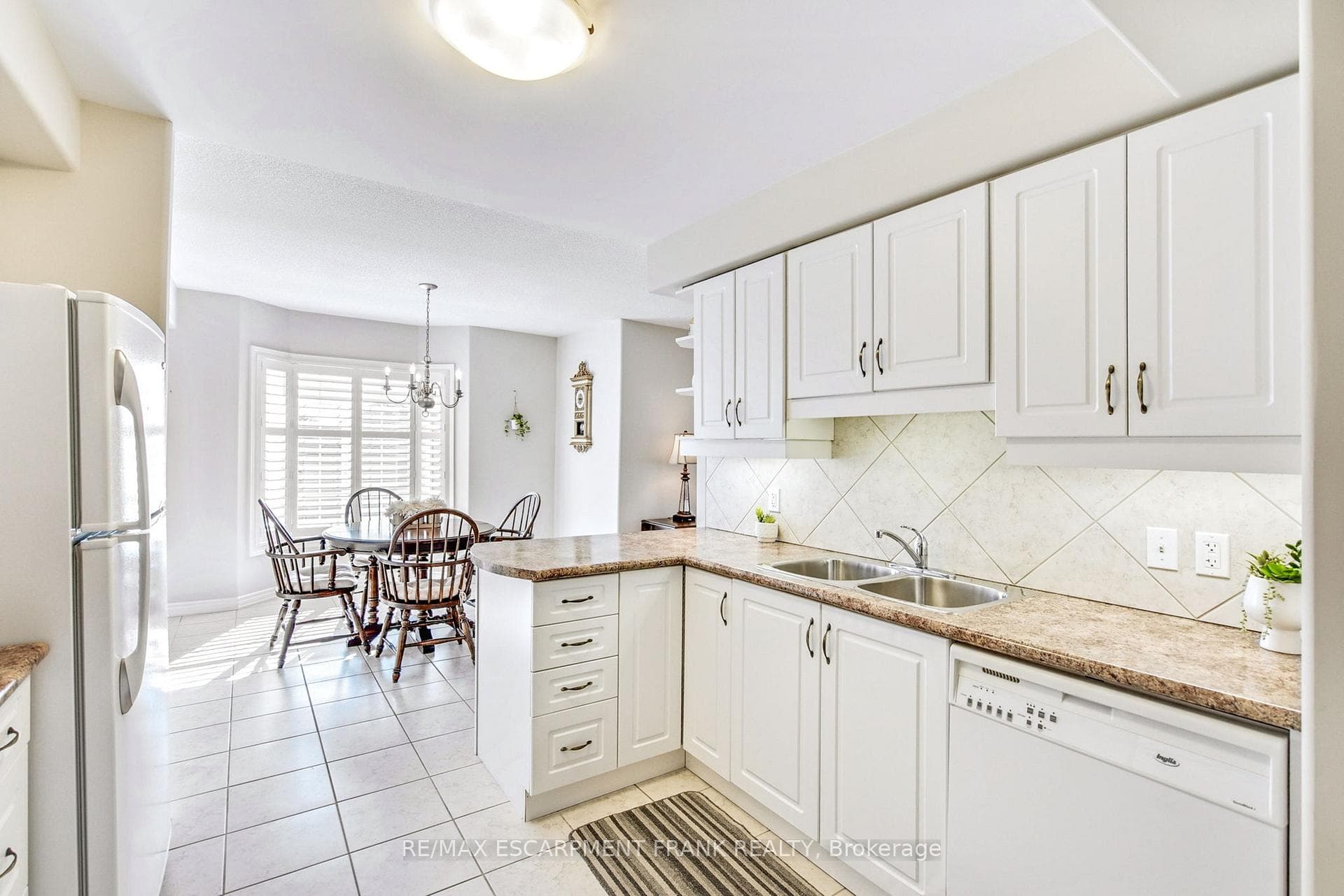 908 Mohawk Road Unit 309 photo 23