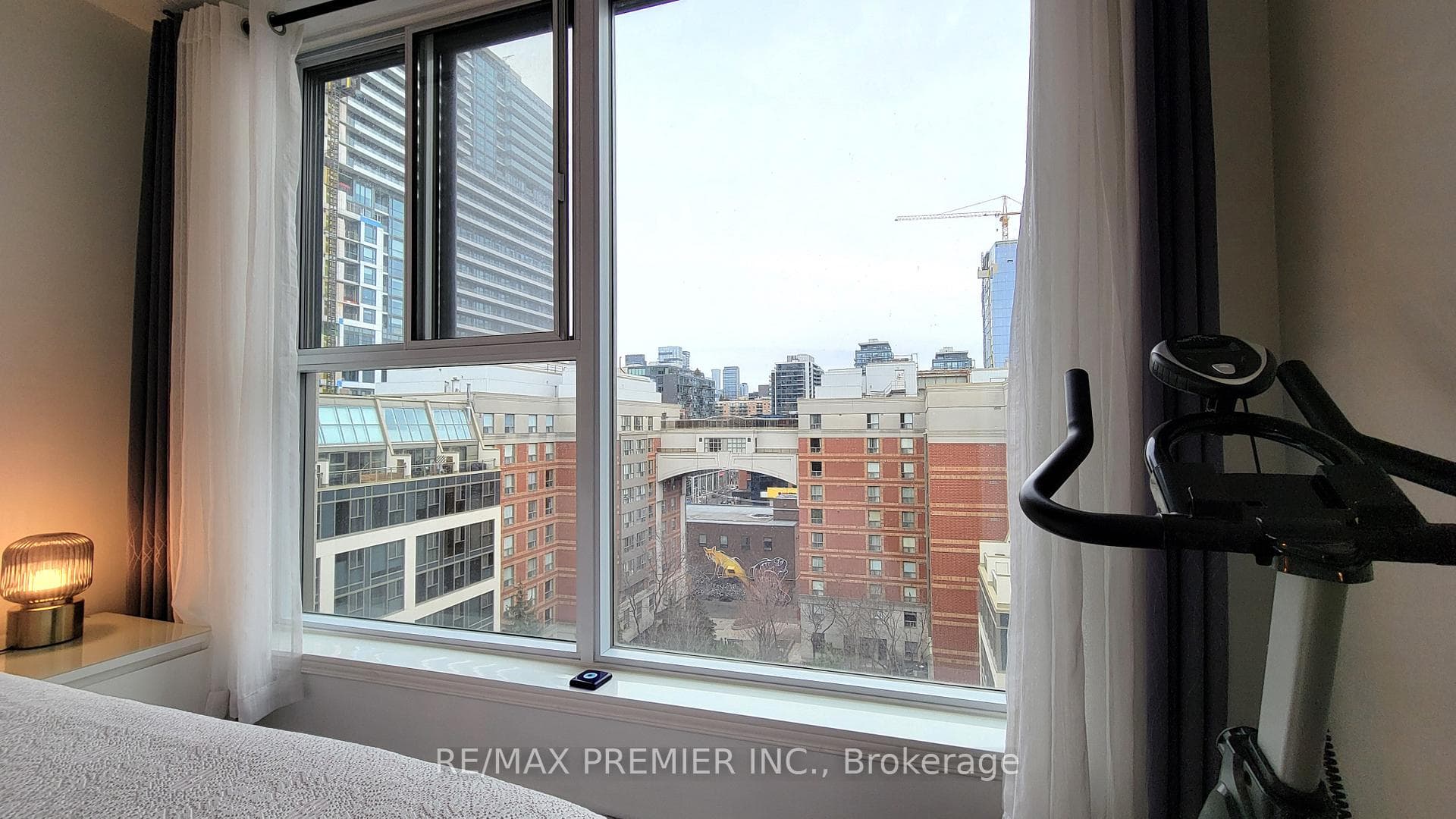 222 The Esplanade N/A Unit 1020 photo 4