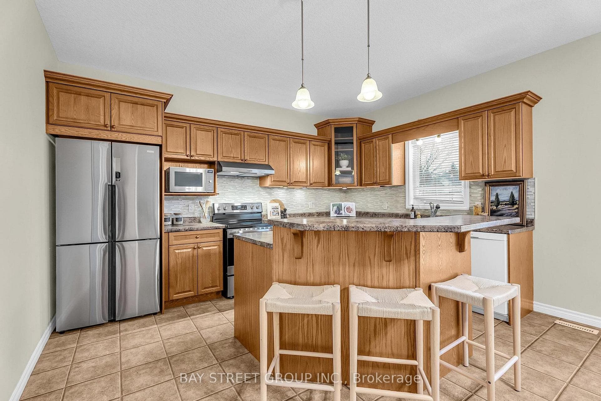 448 COTTONTAIL Crescent photo 10