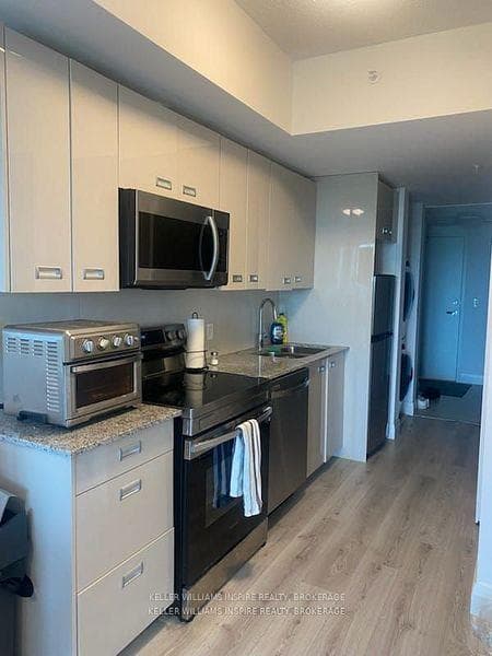 652 Princess Street Unit 1017 photo 2