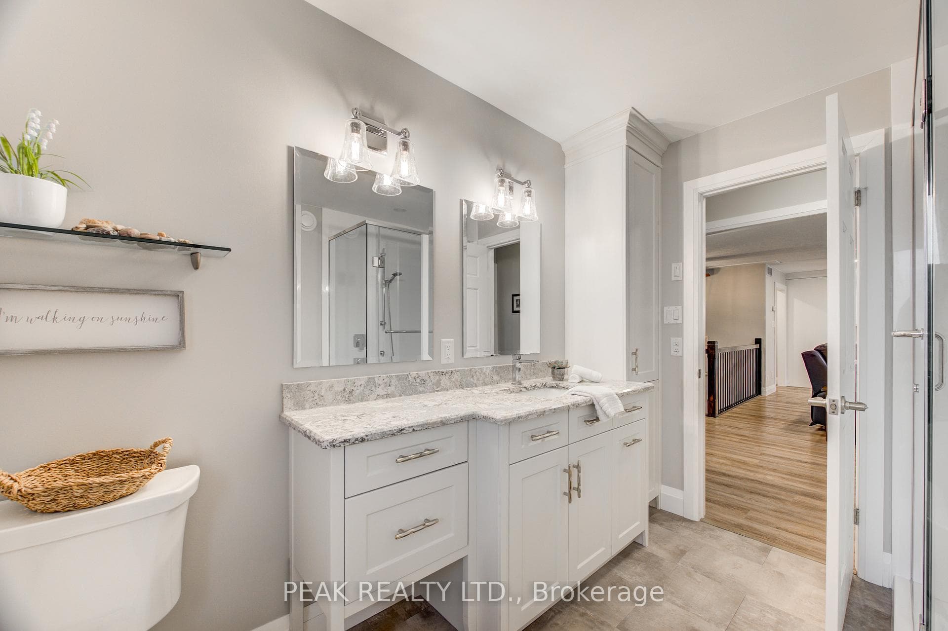 250 Westwood Avenue photo 17