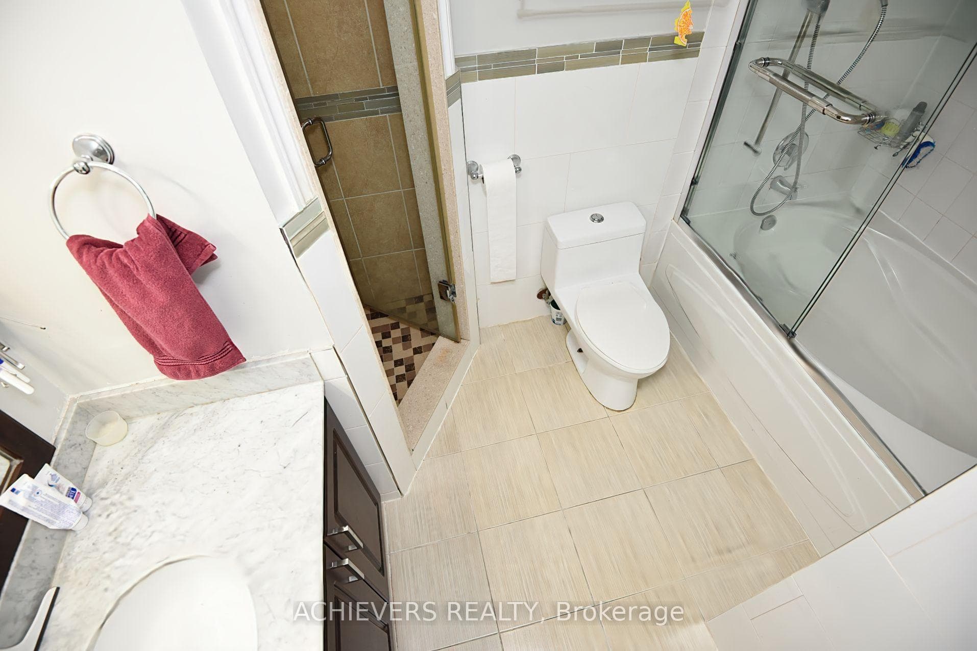 1 Rowntree Road Unit 914 photo 25