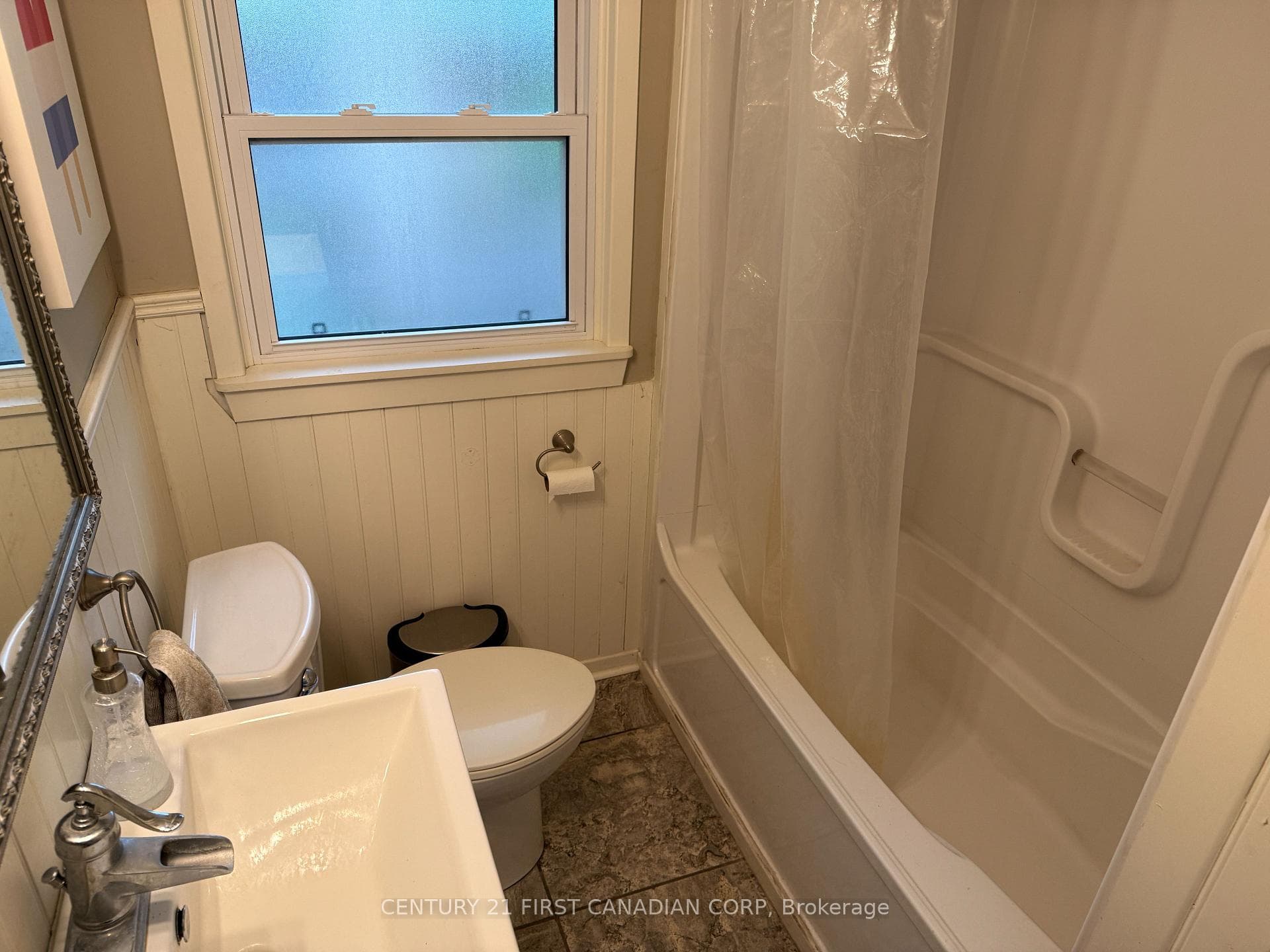 49 Woodward Avenue photo 24