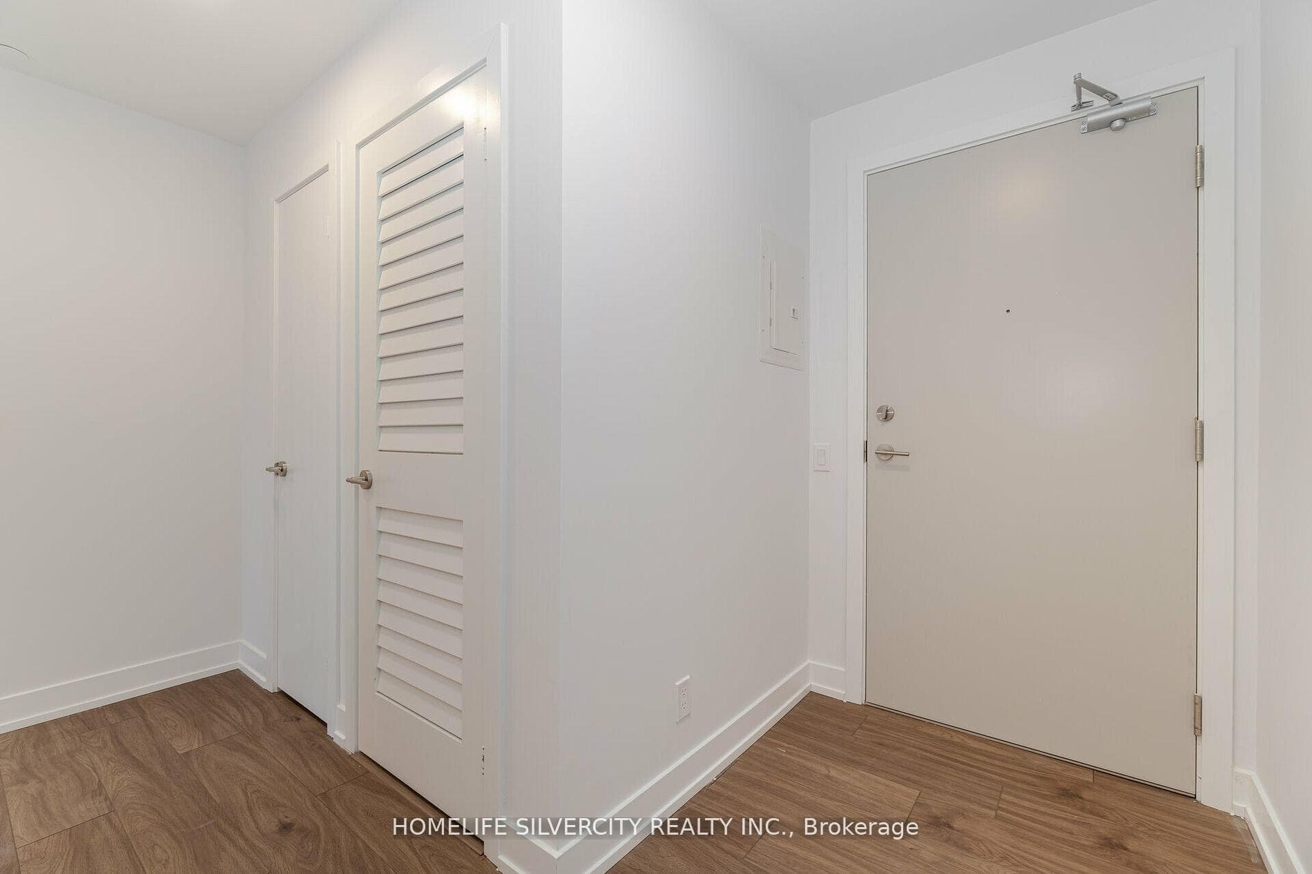 225 Veterans Drive Unit 702 photo 4