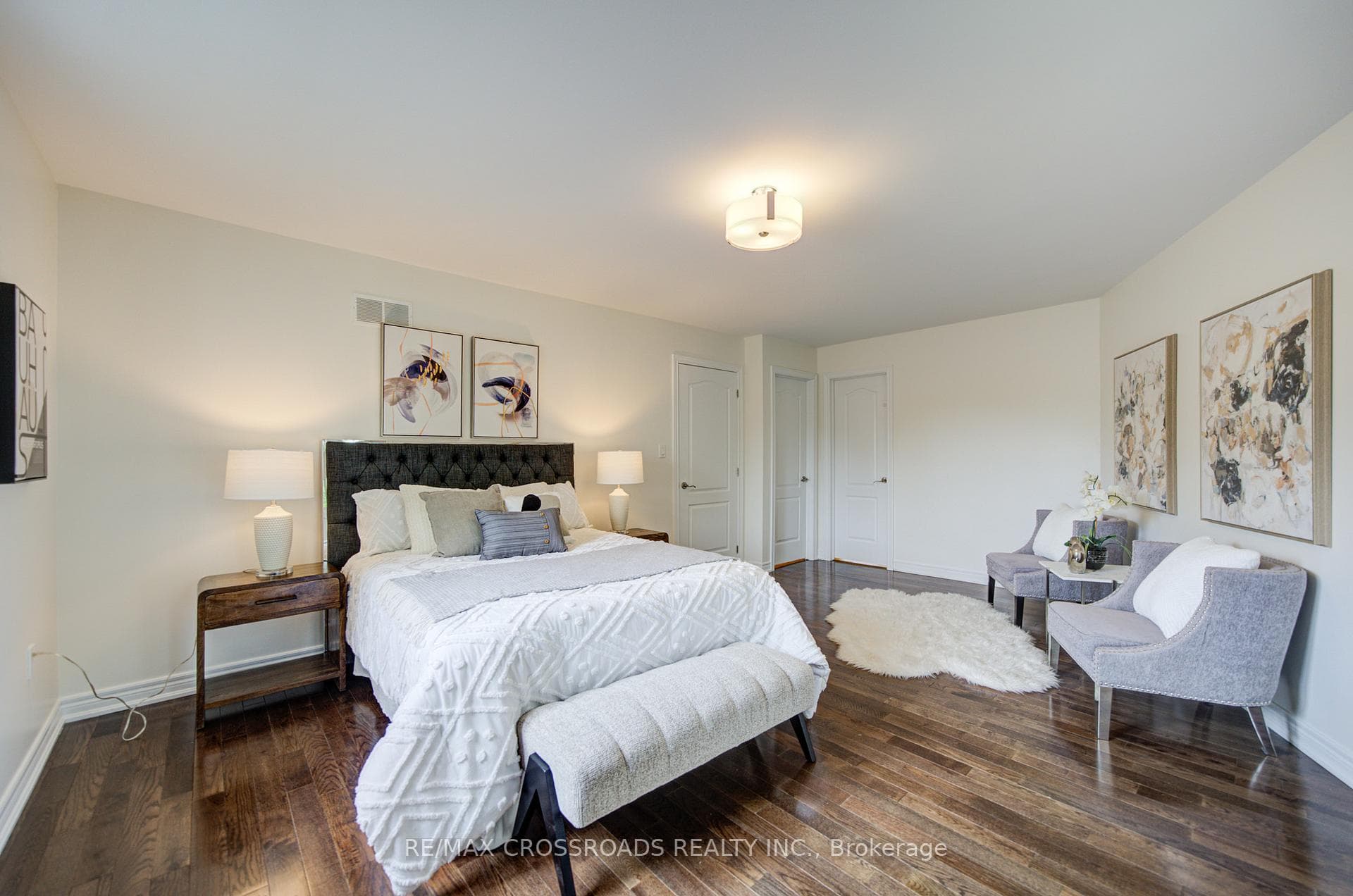 Large Primary with Ensuite