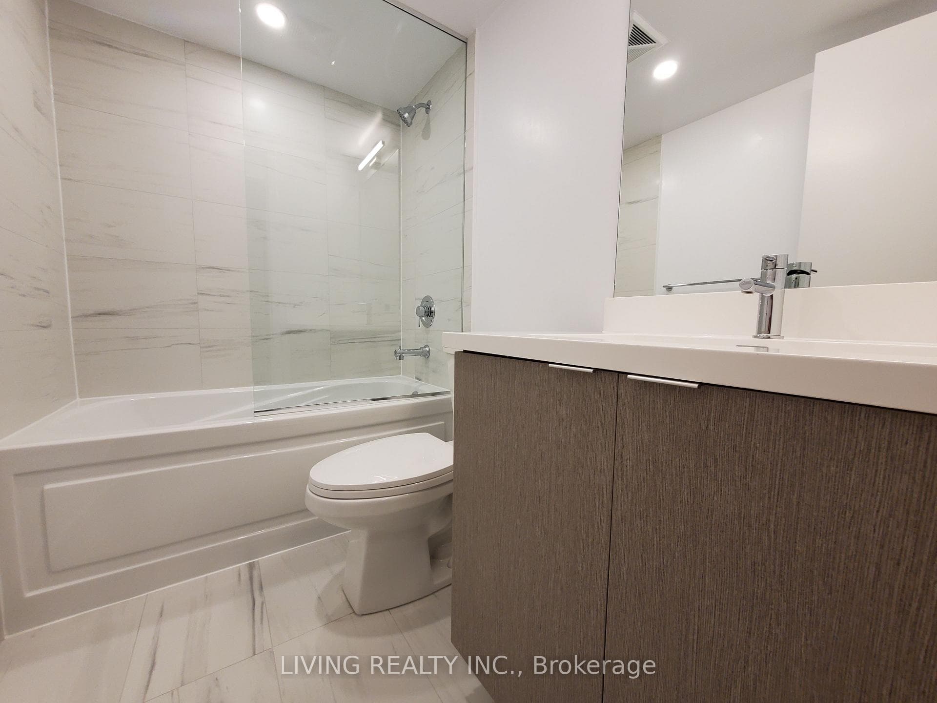 219 Dundas Street Unit 1607 photo 7