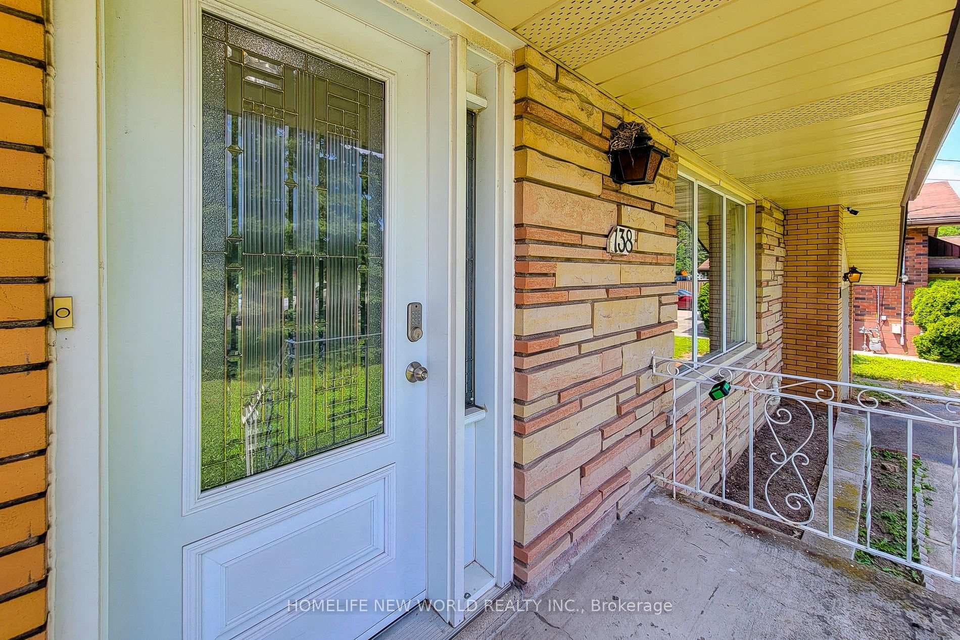 138 Rifle Range Road photo 3