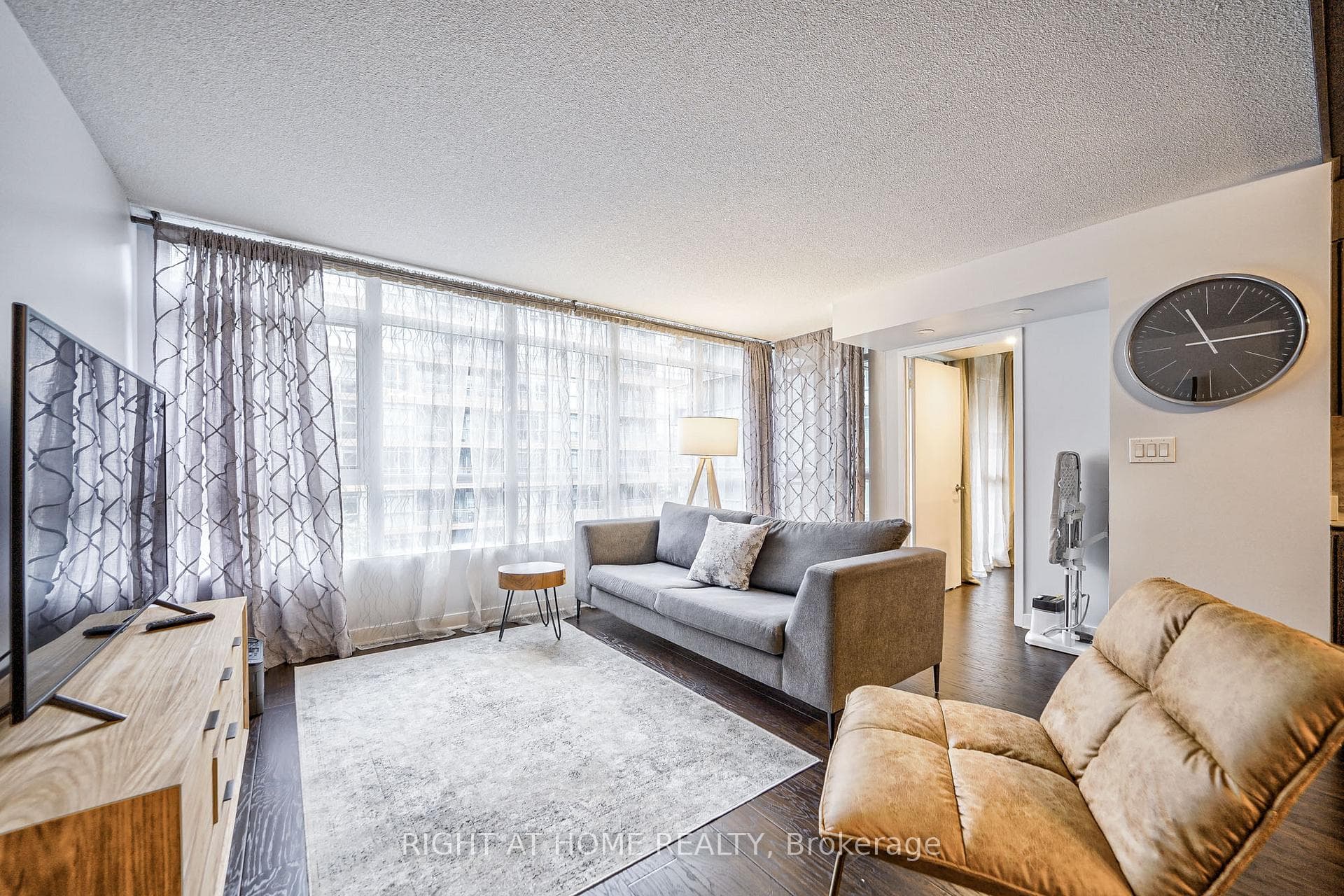 10 Capreol Court Unit 630 photo 18
