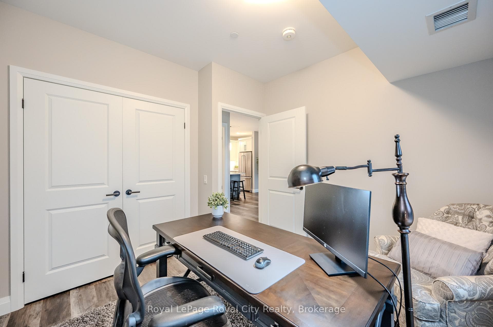 332 Gosling Gardens Unit 312 photo 22