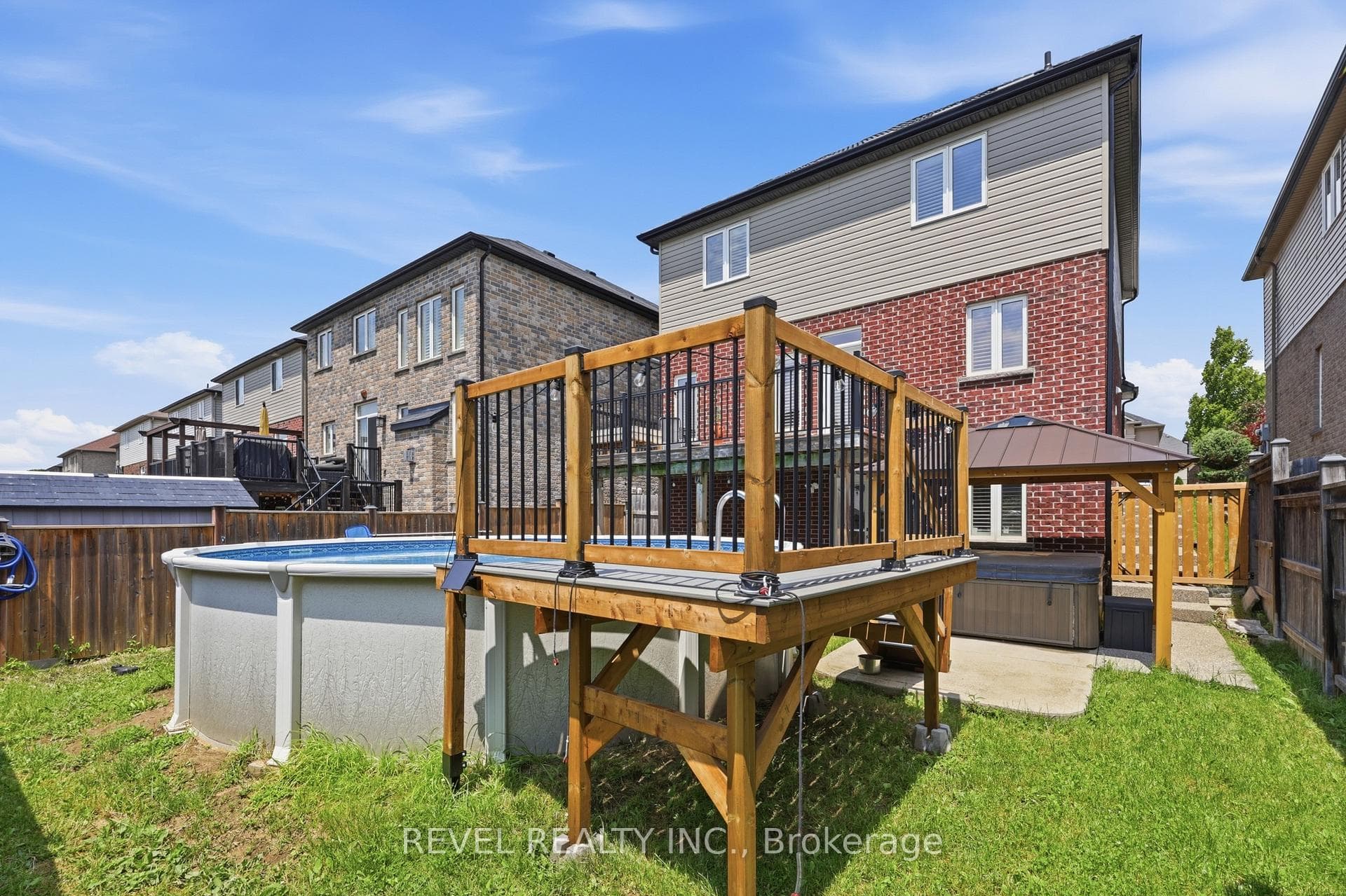 44 Springwood Drive photo 42