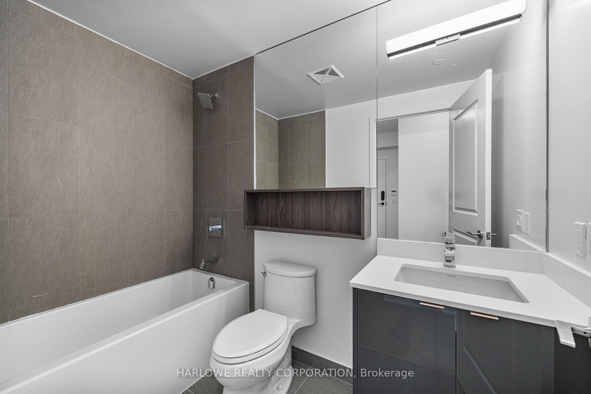 100 Dalhousie Street Unit 5001 photo 20