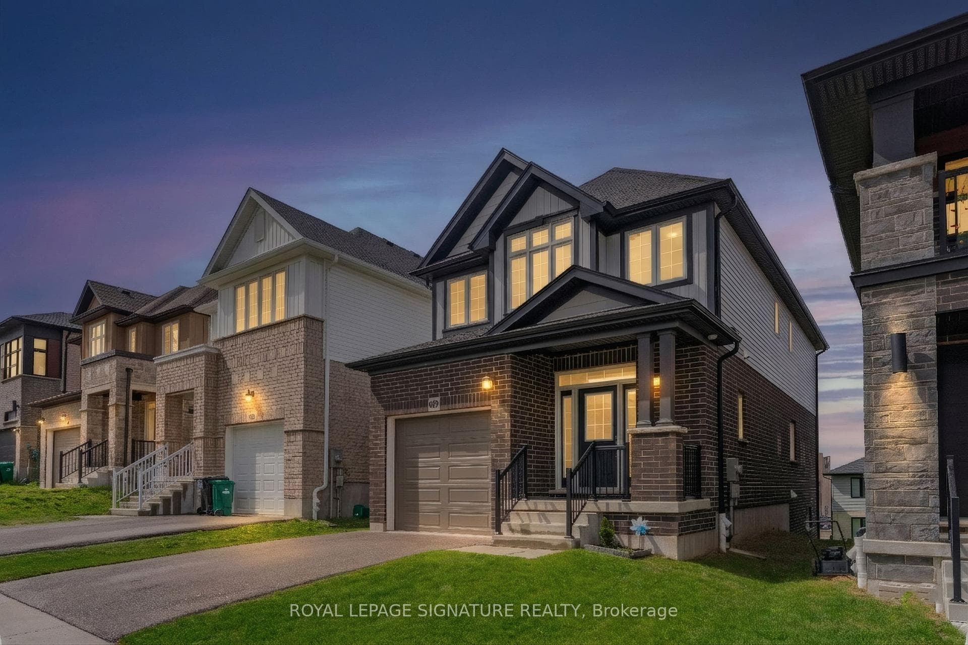 512 Nathalie Crescent photo 50