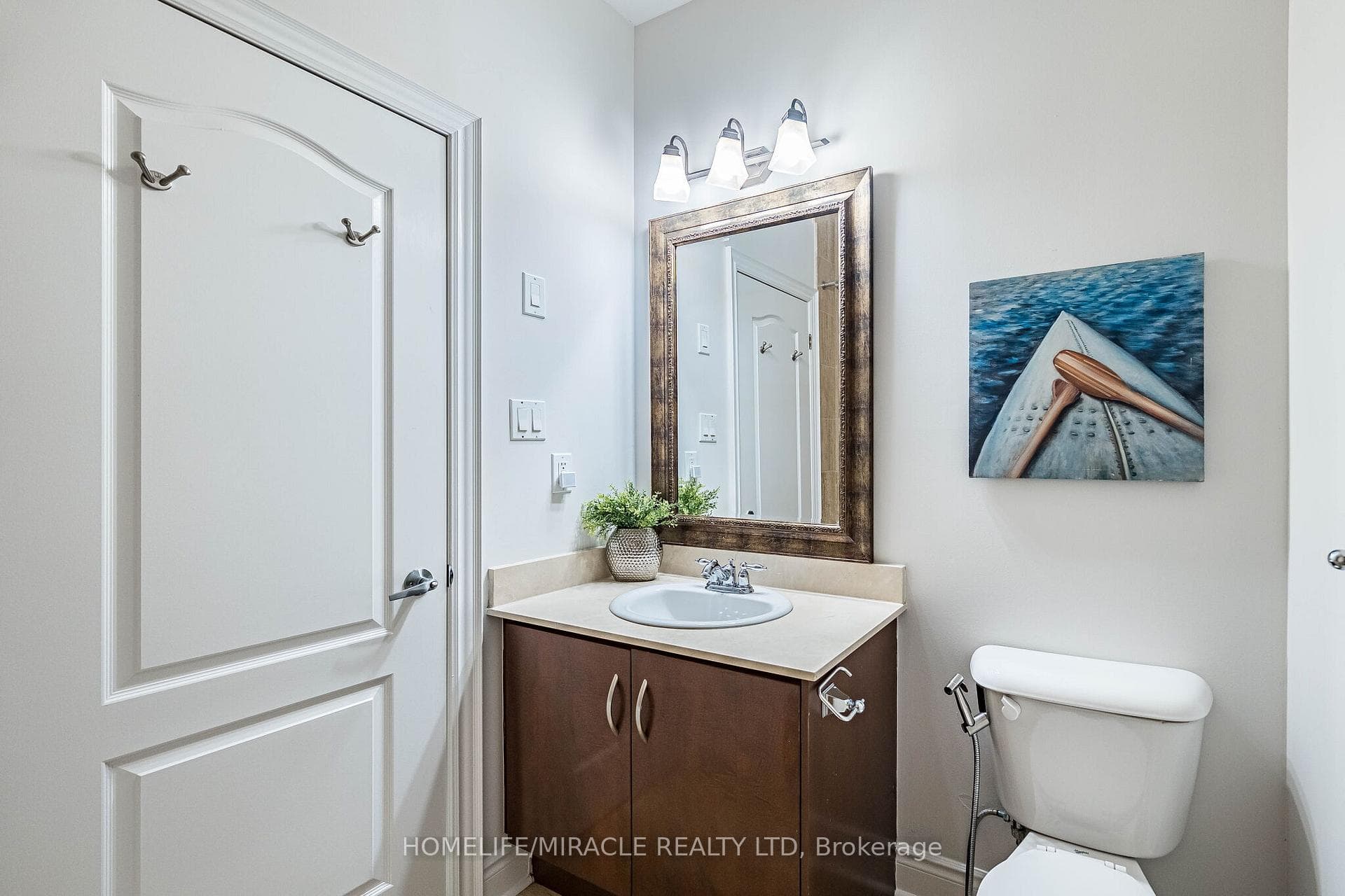 265 Van Dusen Boulevard Unit 1 photo 36
