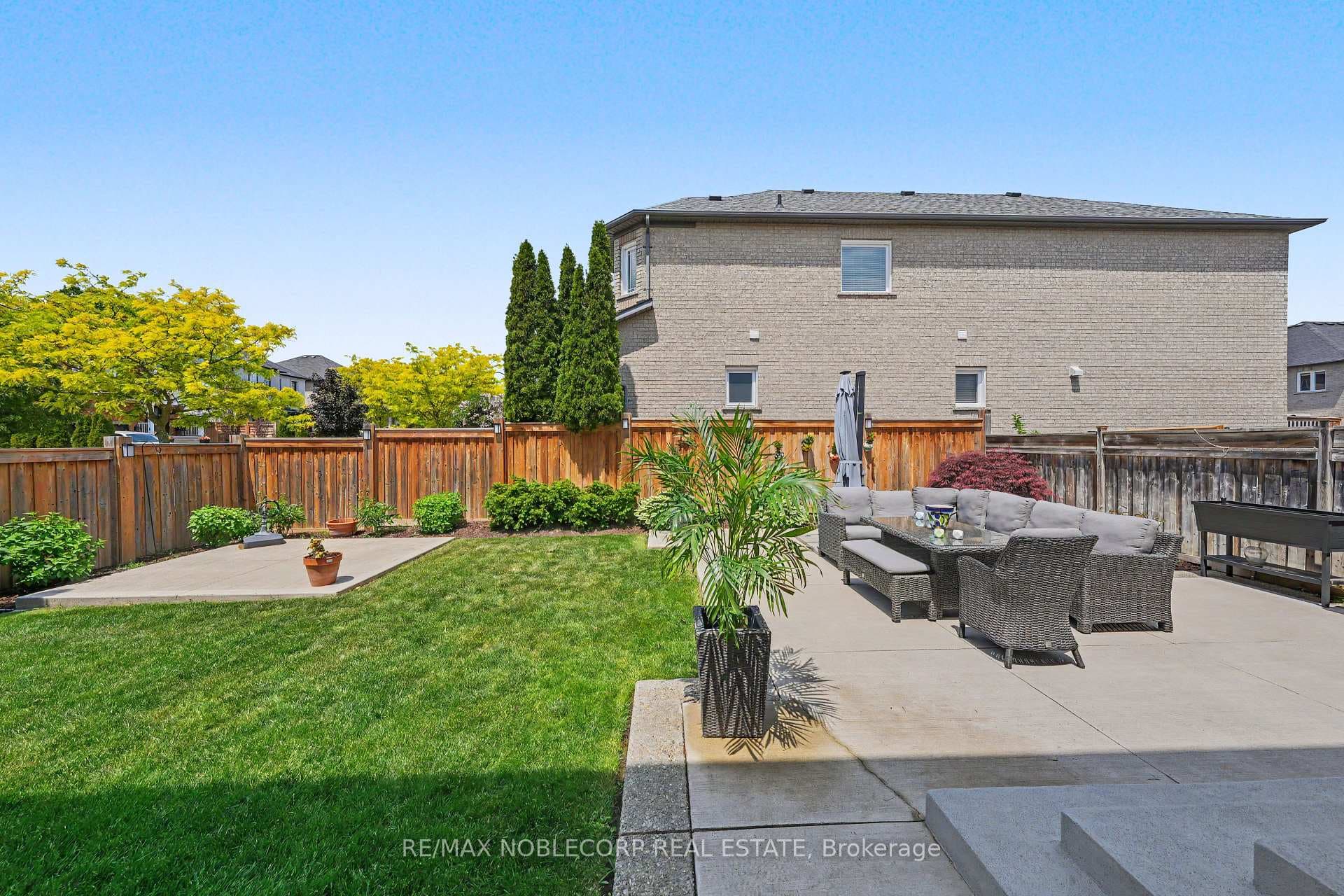 37 Christensen Avenue photo 46