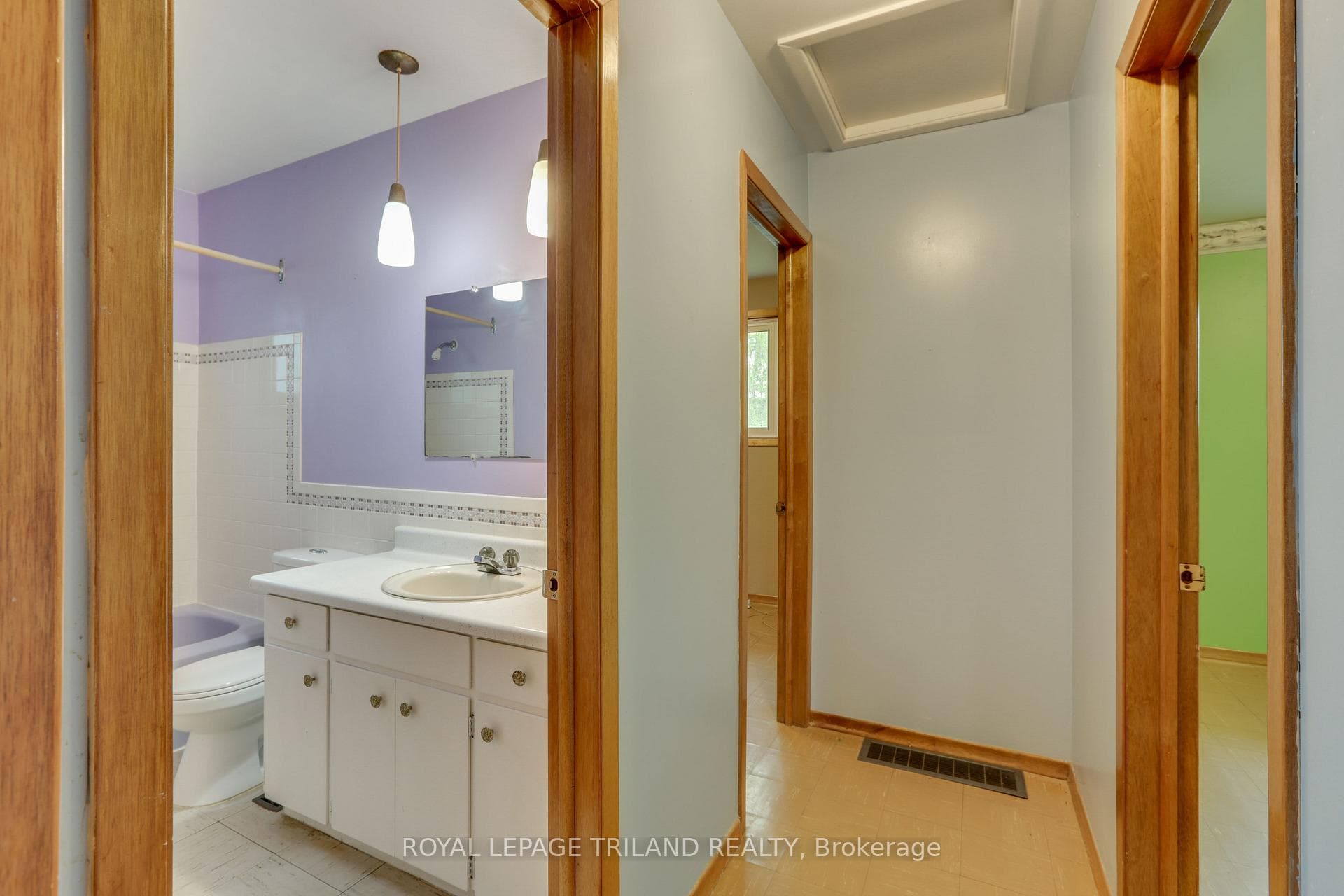 353A Manitoba Street Unit A photo 12