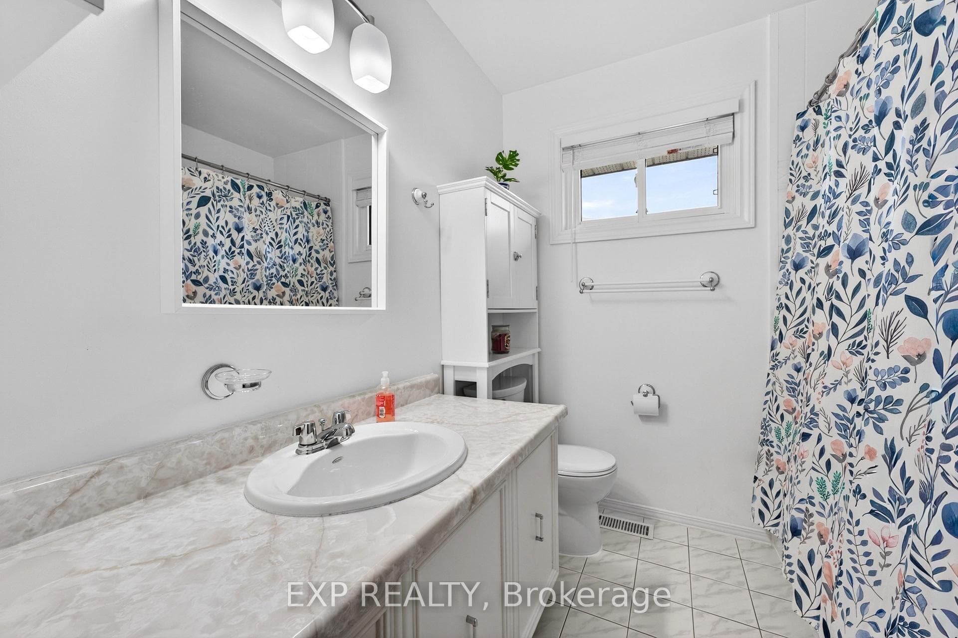 54 Dauphin Avenue photo 13