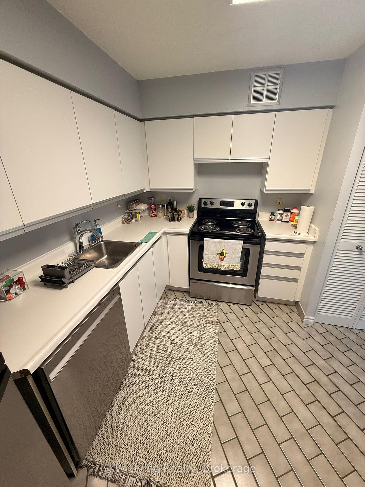 260 Queens Quay Unit 2608 photo 8
