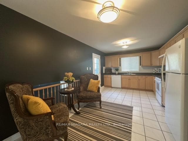 7921 Spring Blossom Drive photo 14