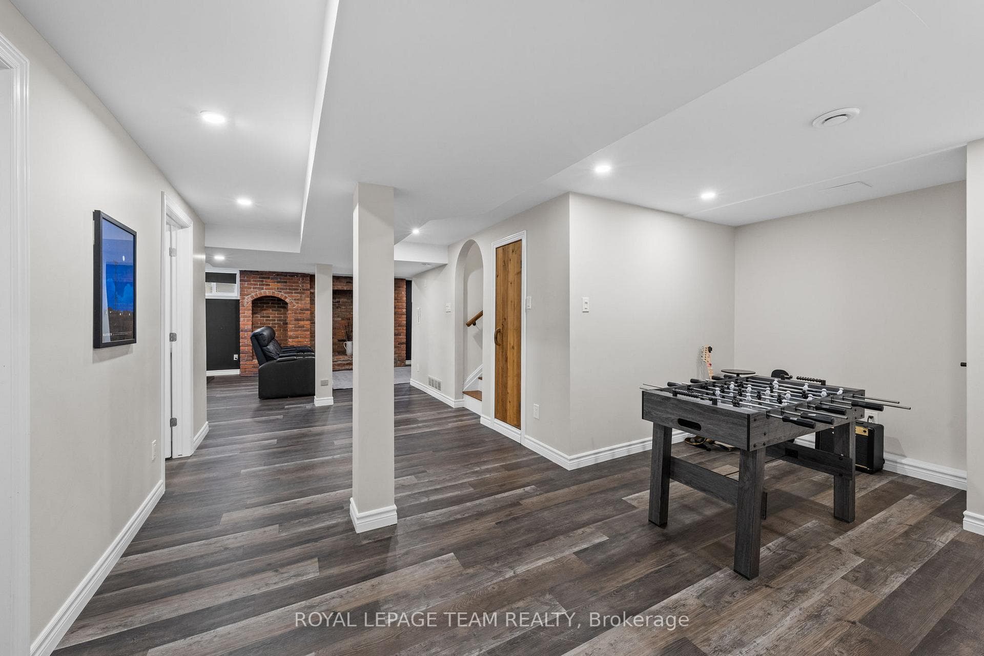 1081 Boucher Crescent photo 36
