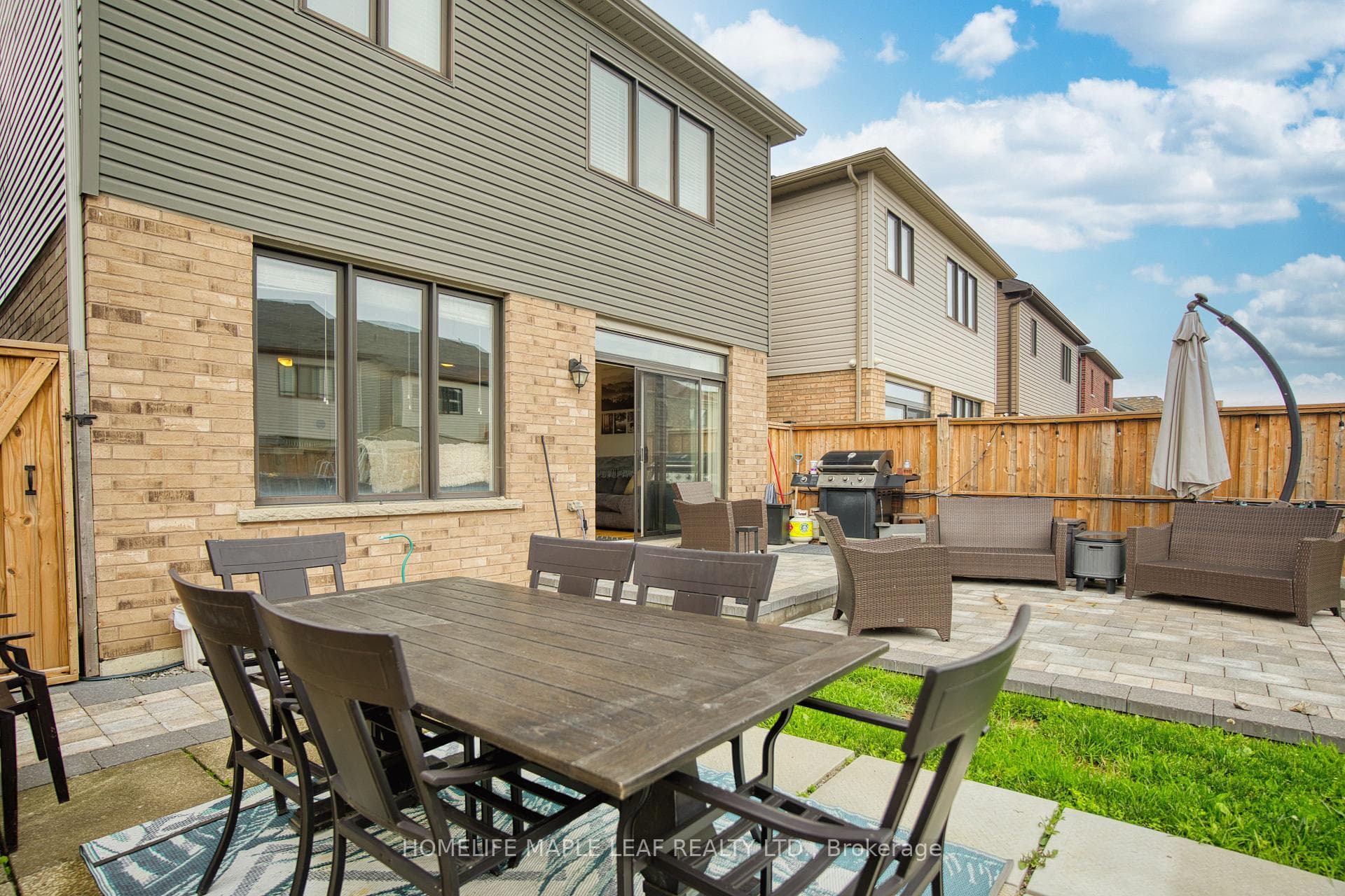 232 BEDROCK Drive photo 24