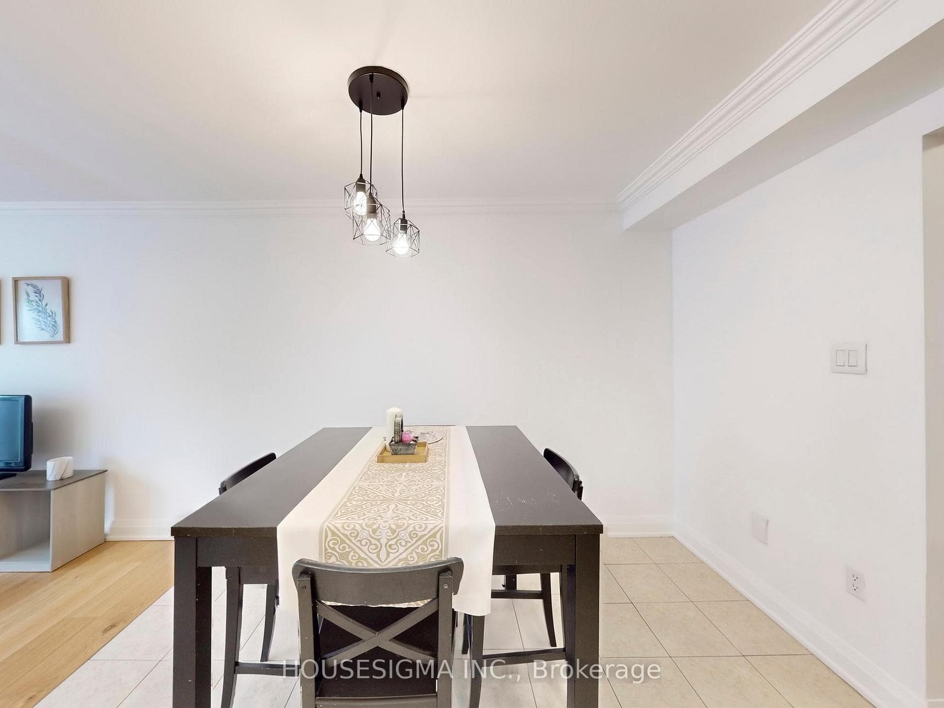 226 Canada Drive photo 12