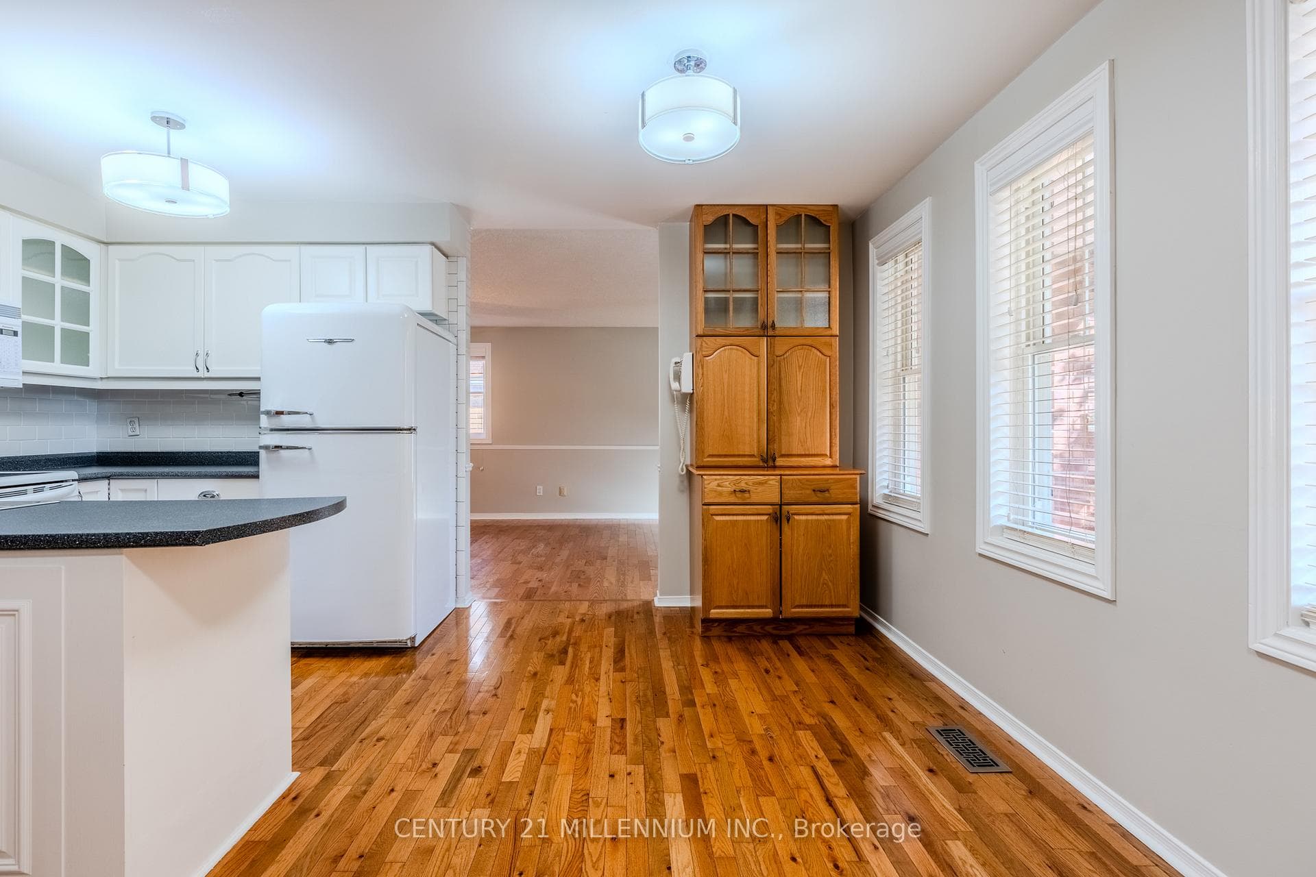 60 Ofield Road photo 7