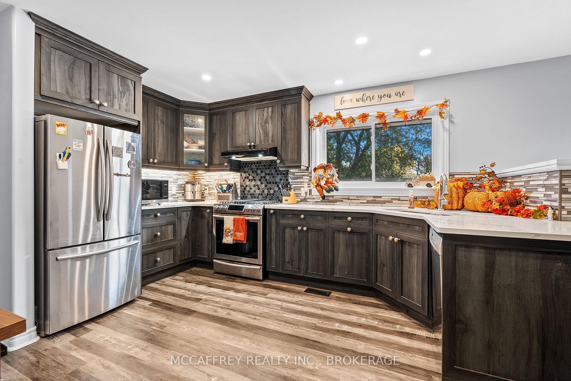 59 Loyalist Avenue photo 12
