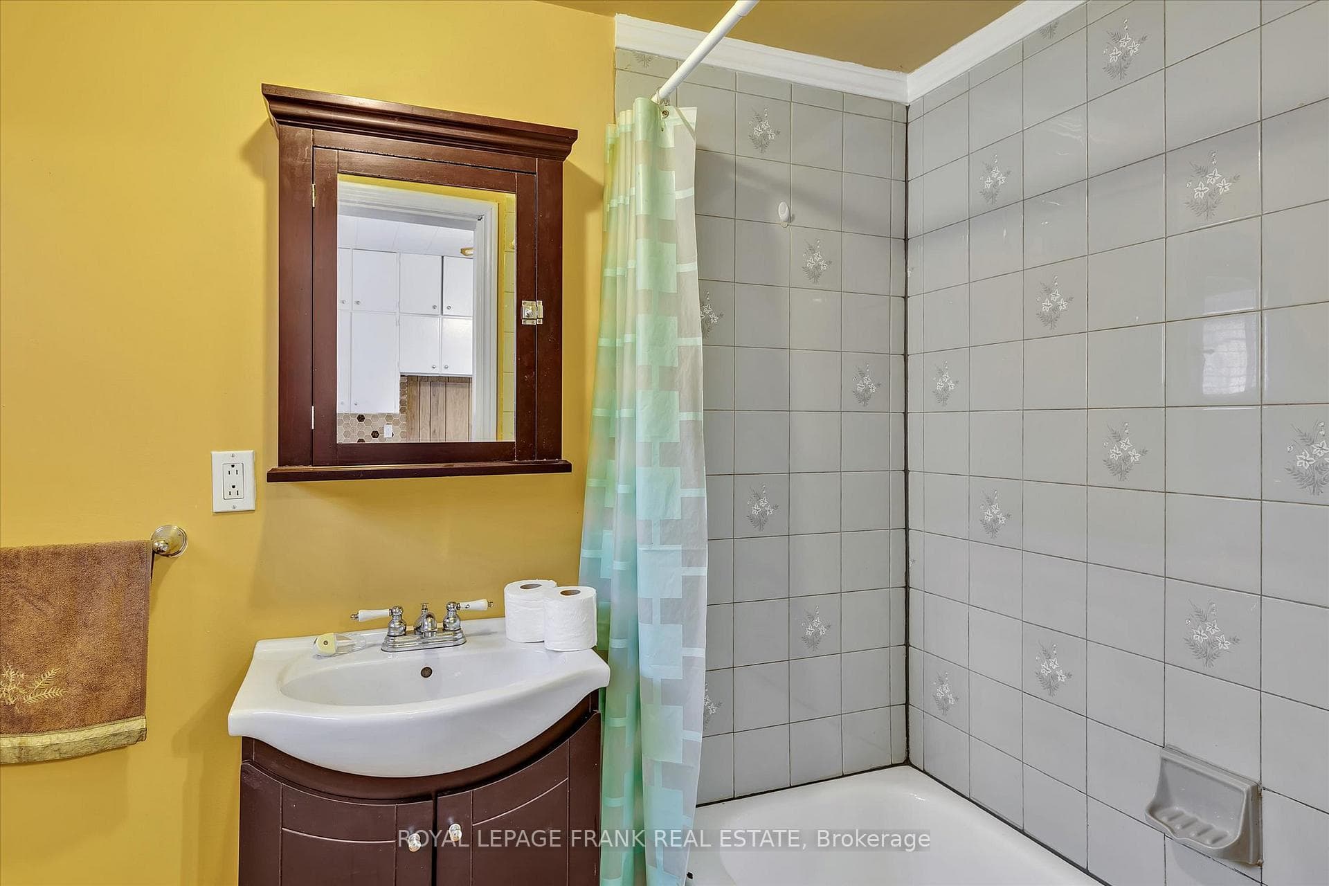112 Stewart Street photo 13