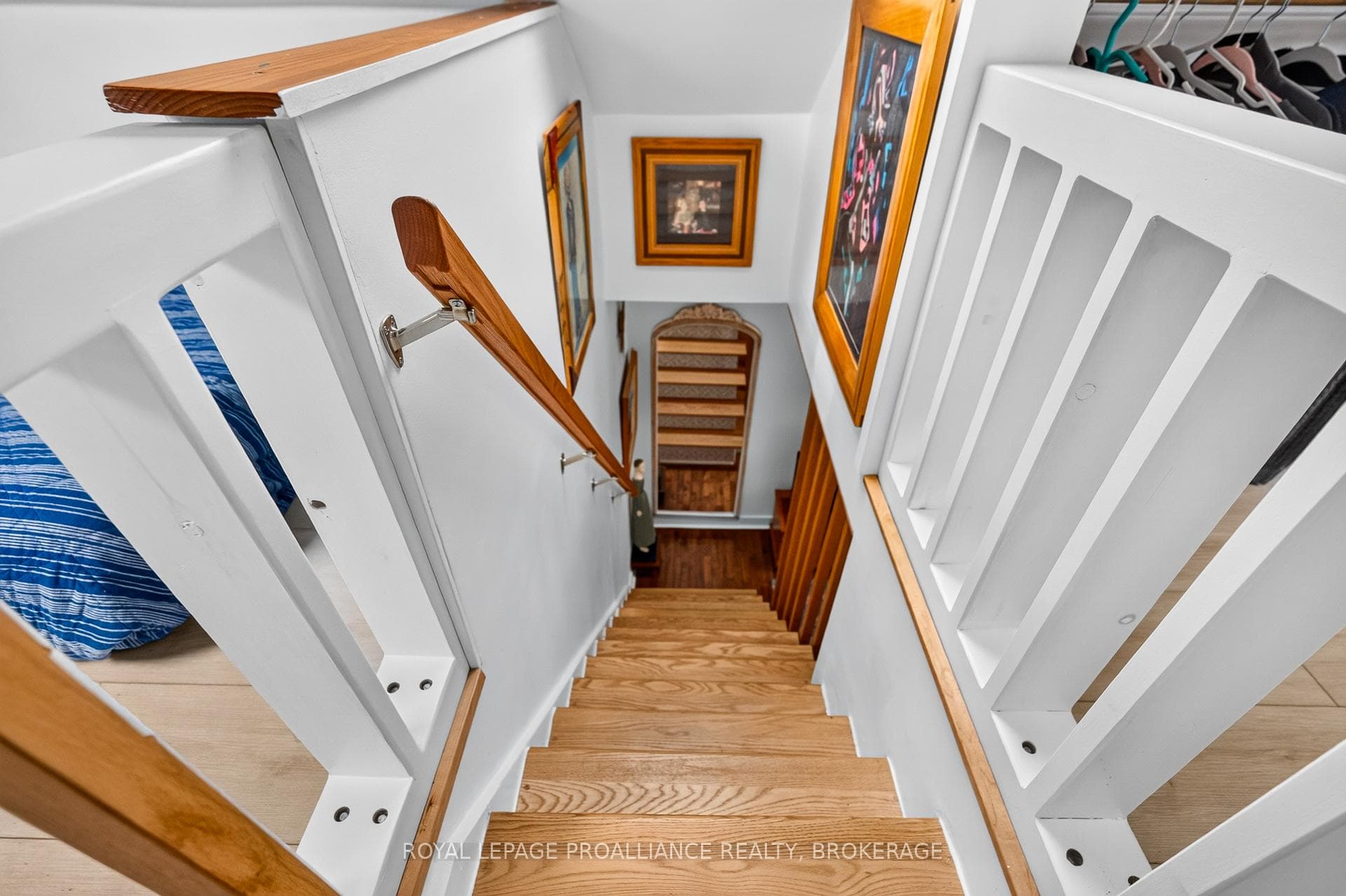 356 Elliott Avenue photo 21
