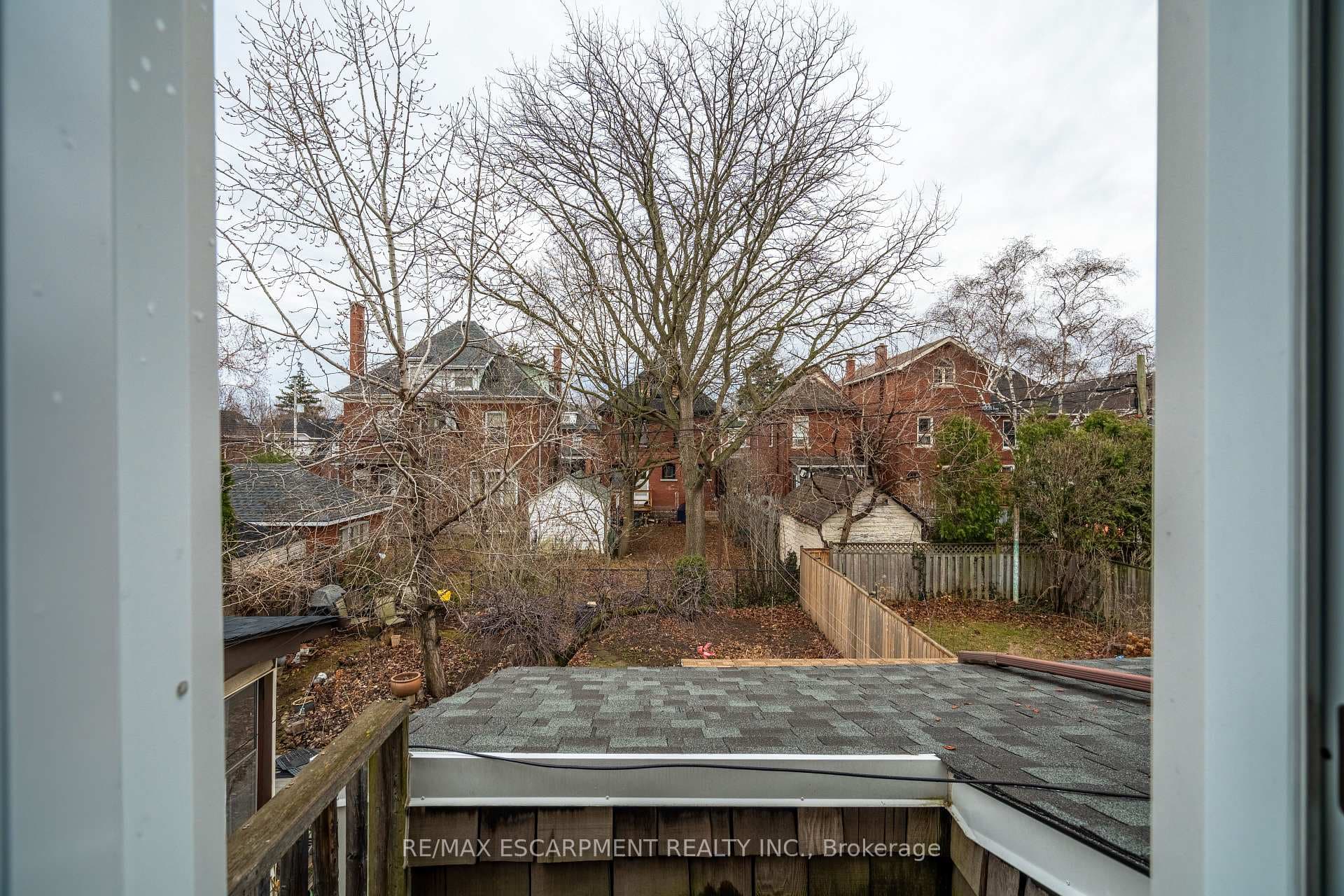 191 ROTHSAY Avenue photo 27
