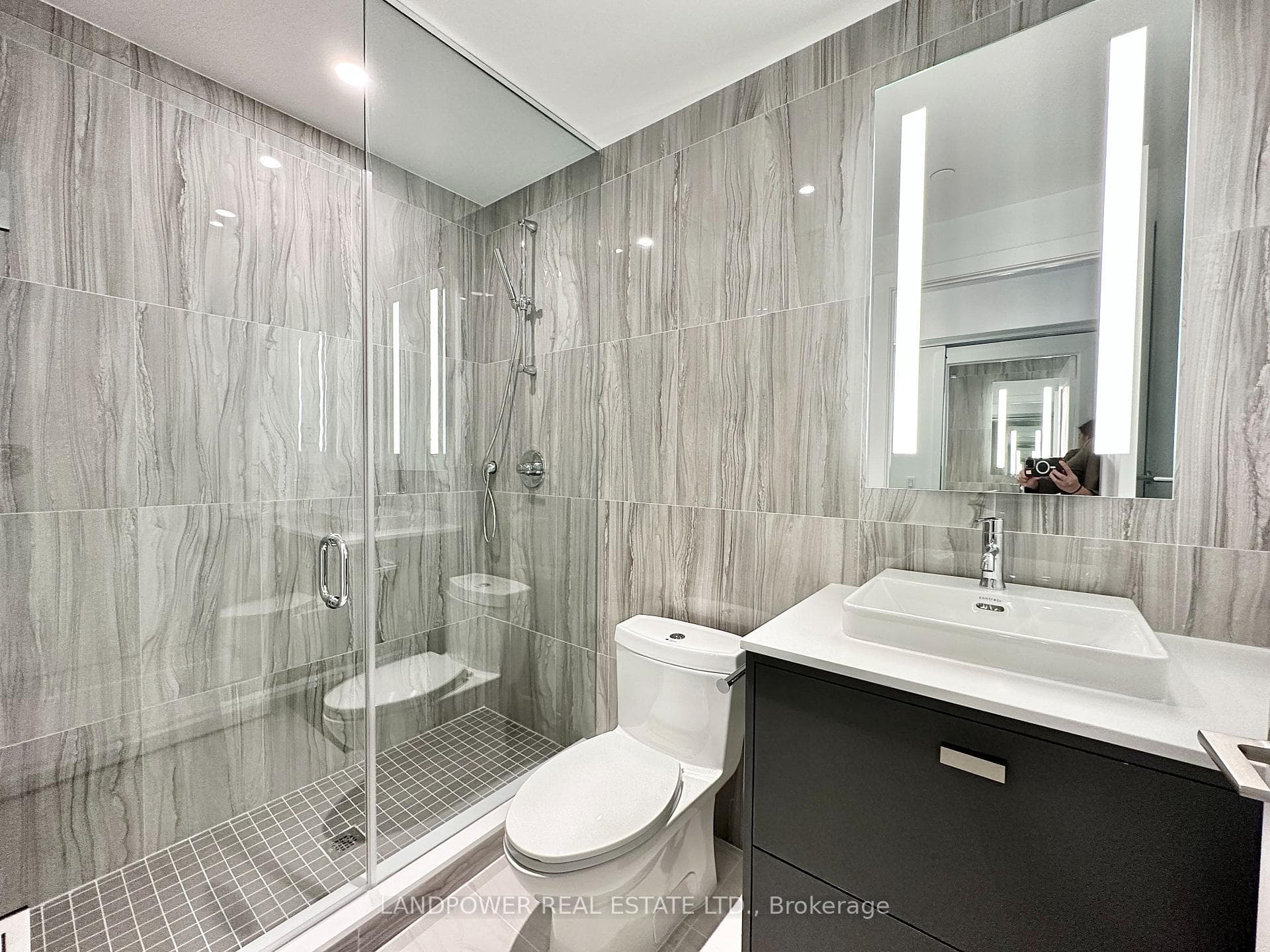 480 Front Street Unit 1814 photo 10