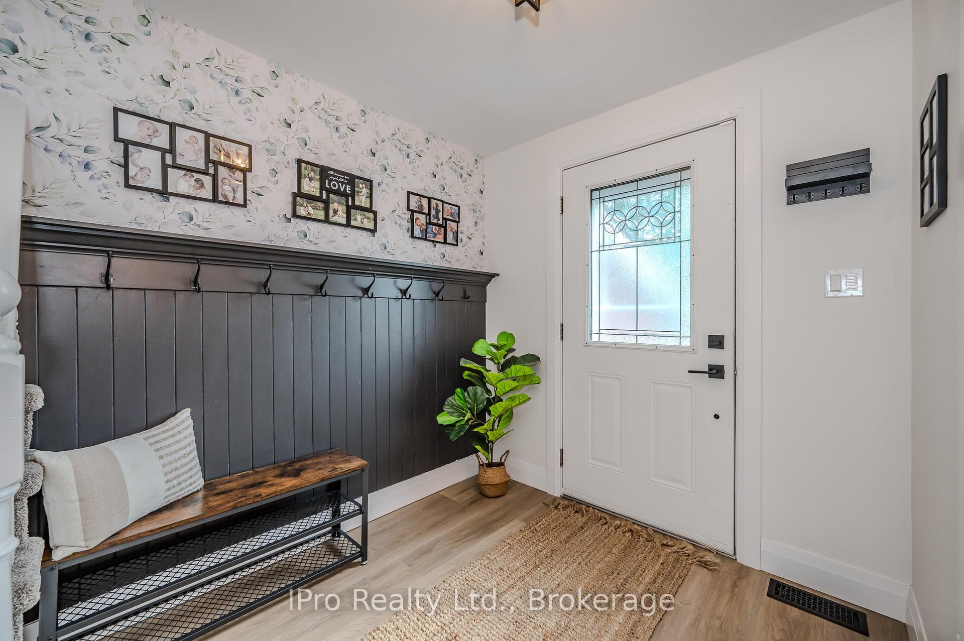 39 Dunhill Crescent photo 7