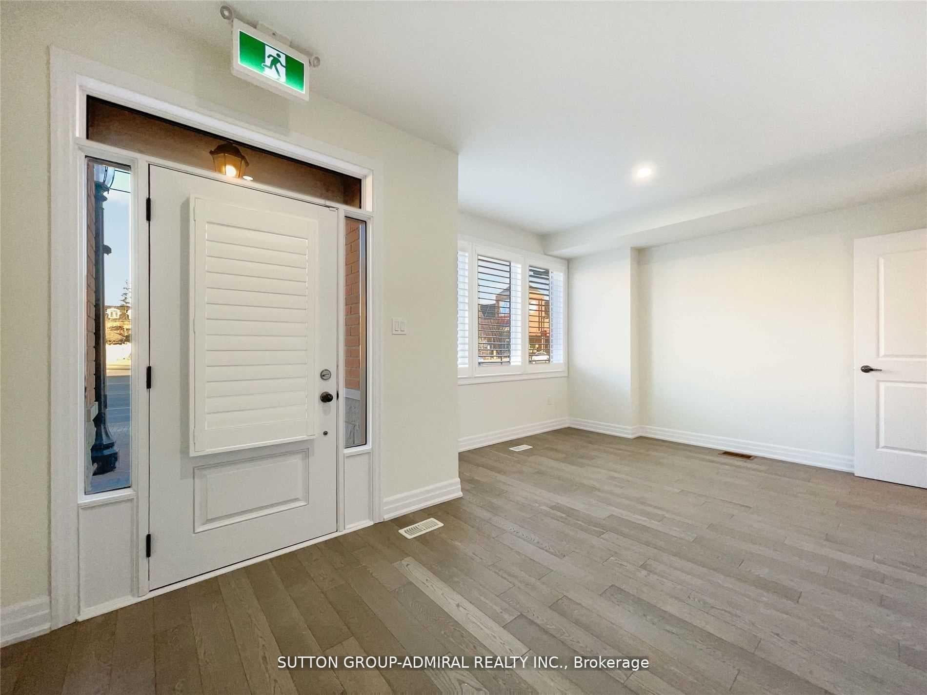 2279 Major Mackenzie Drive Unit #3 photo 28