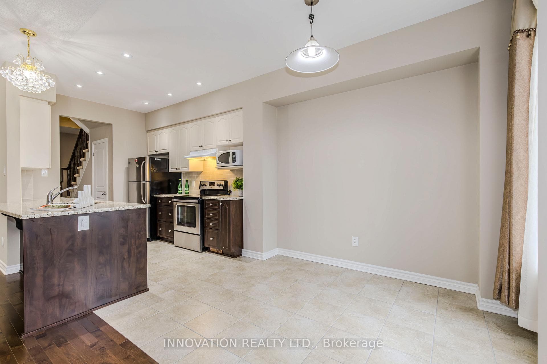 946 Fletcher Circle photo 13