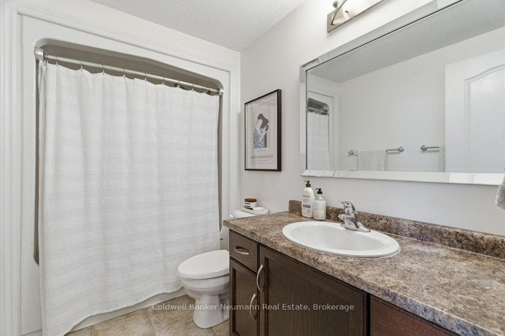 114 Creighton Avenue photo 26
