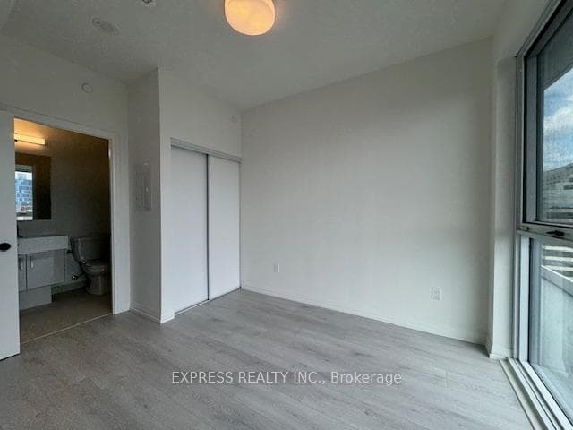 280 Dundas Street Unit 1707 photo 10