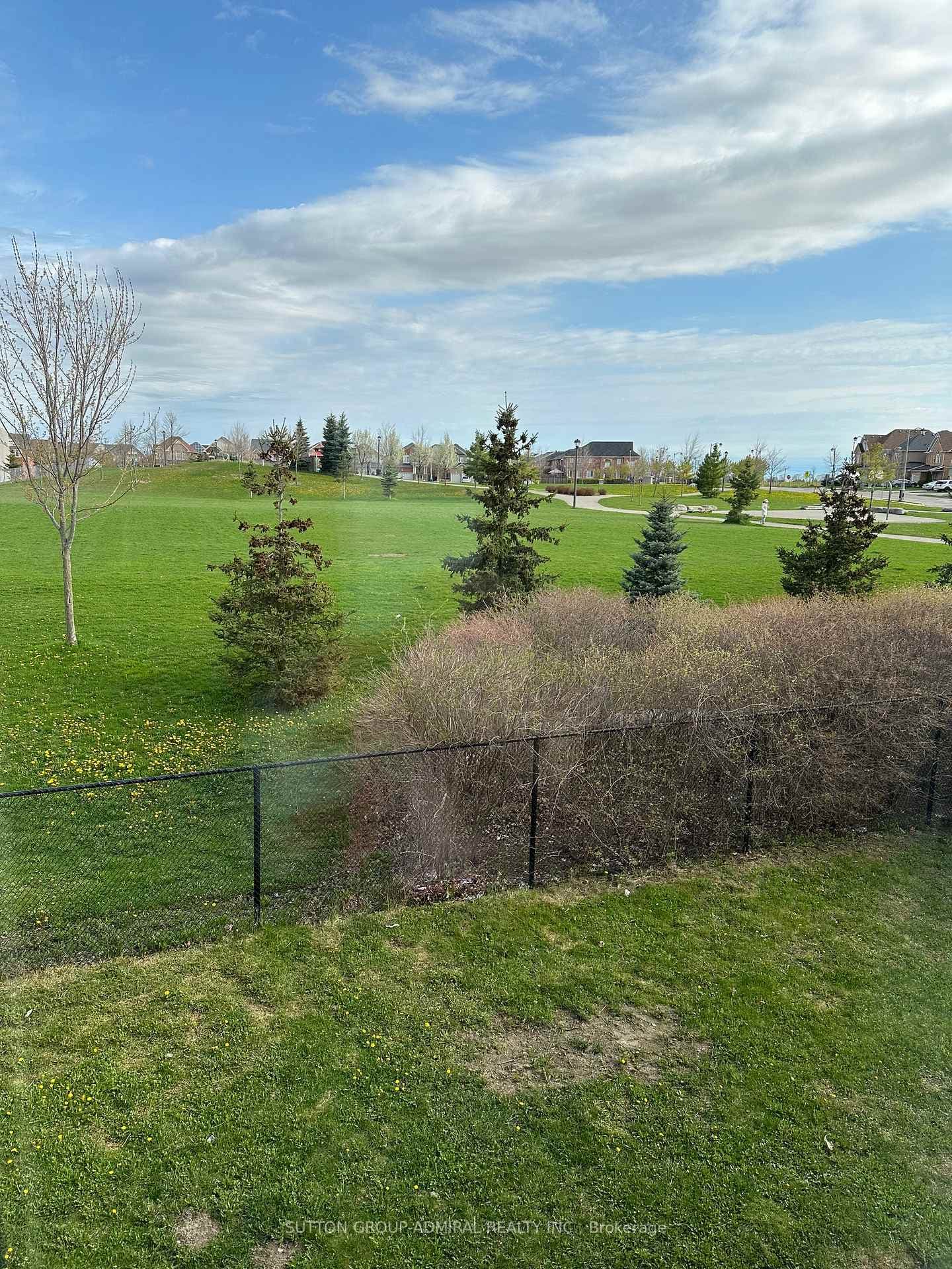 177 Emma Broadbent Court photo 3