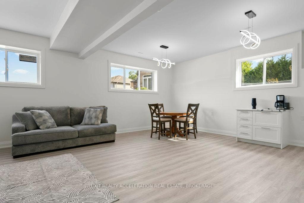 95 McCabe Street photo 27